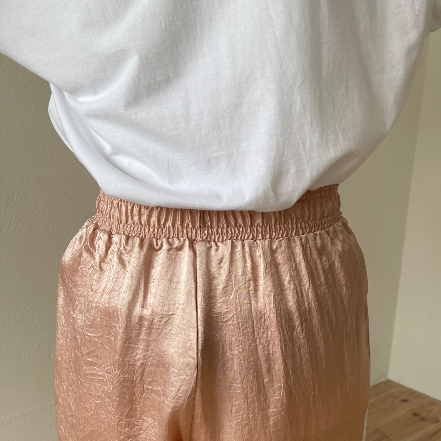 side line shiny pants / purple