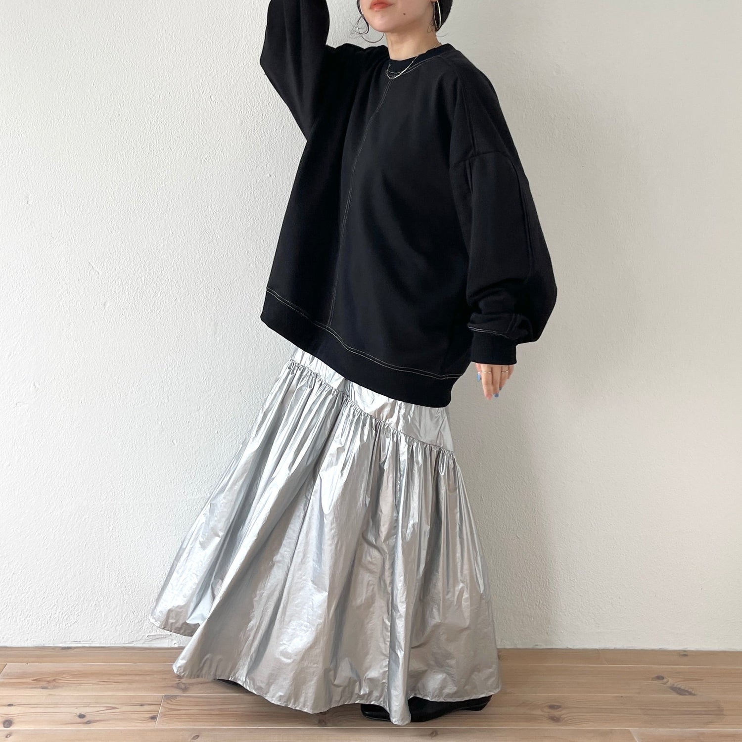 【SAMPLE】volume sleeve piping sweat / black