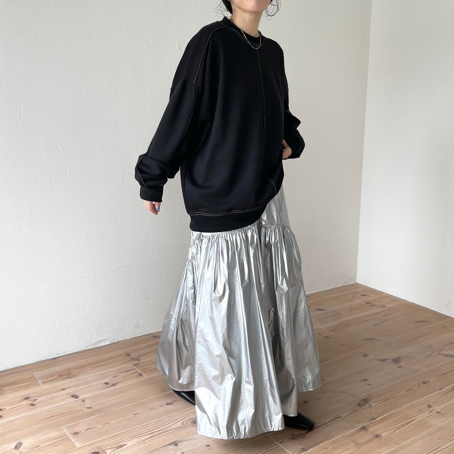 【SAMPLE】volume sleeve piping sweat / black