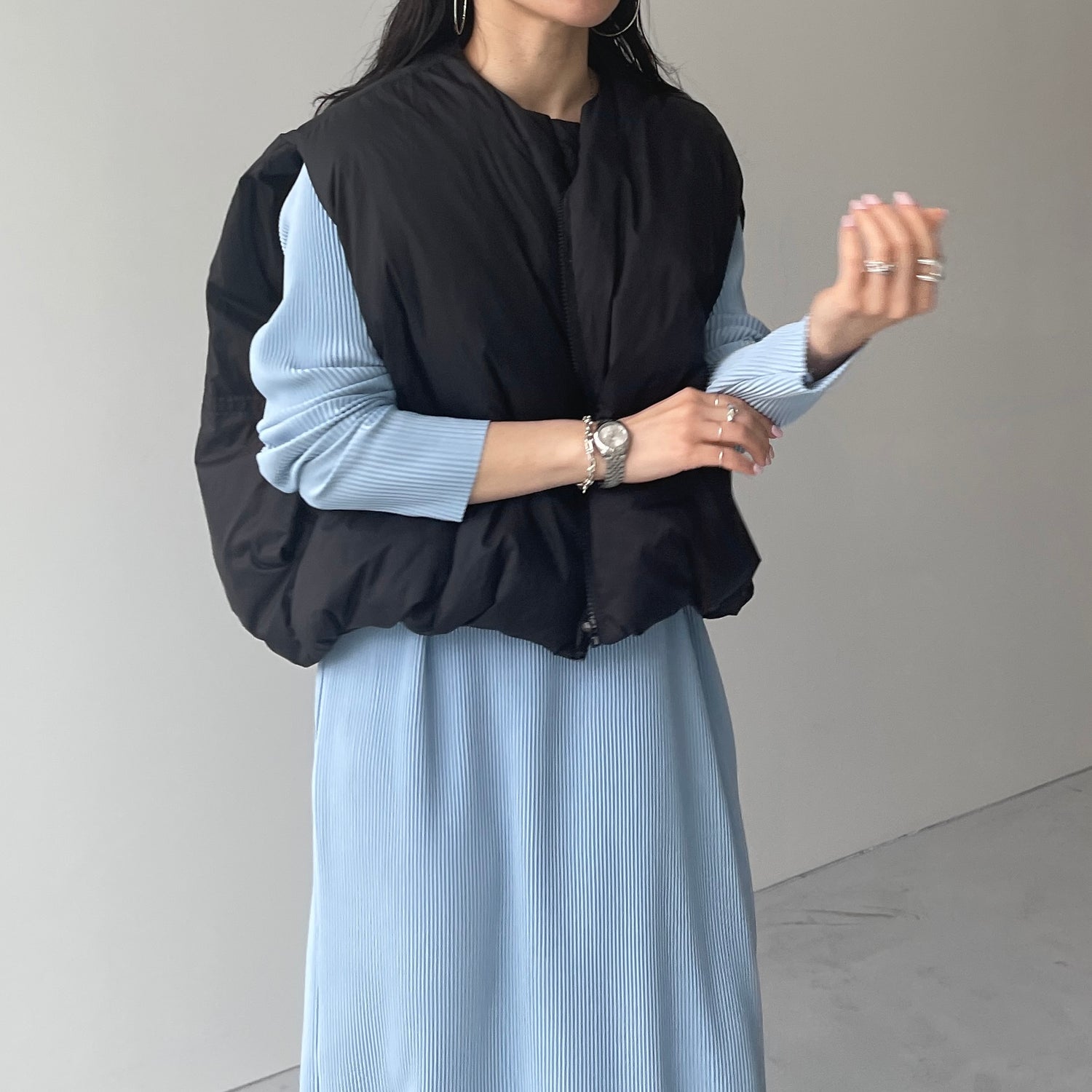 egg down vest / black