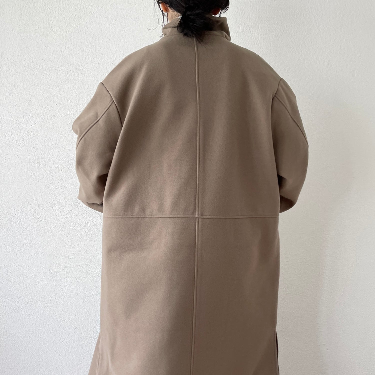 smooth touch stand neck long coat / beige