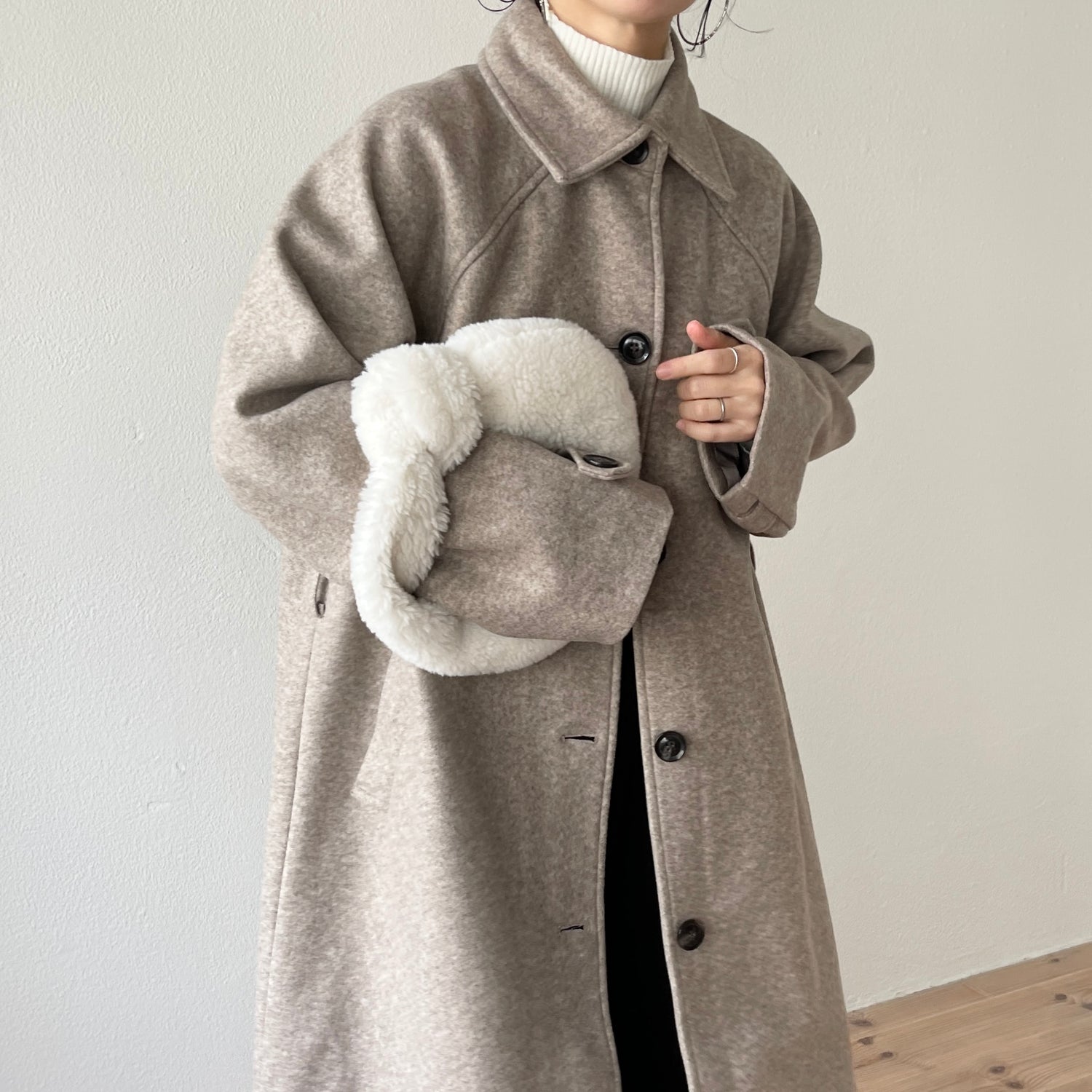 daily daily soutien collar long coat / beige