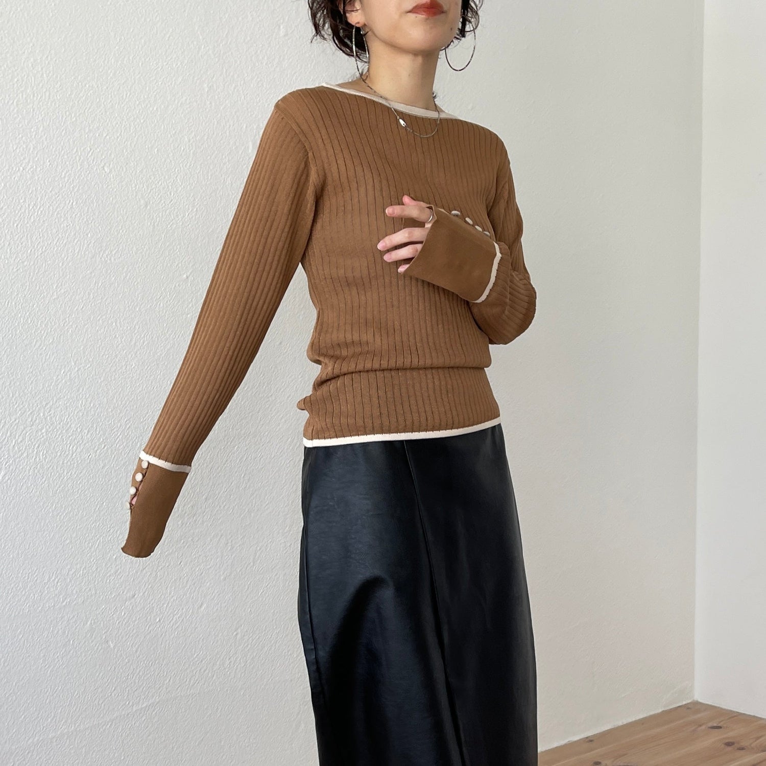 【SAMPLE】flare sleeve knit po / brown