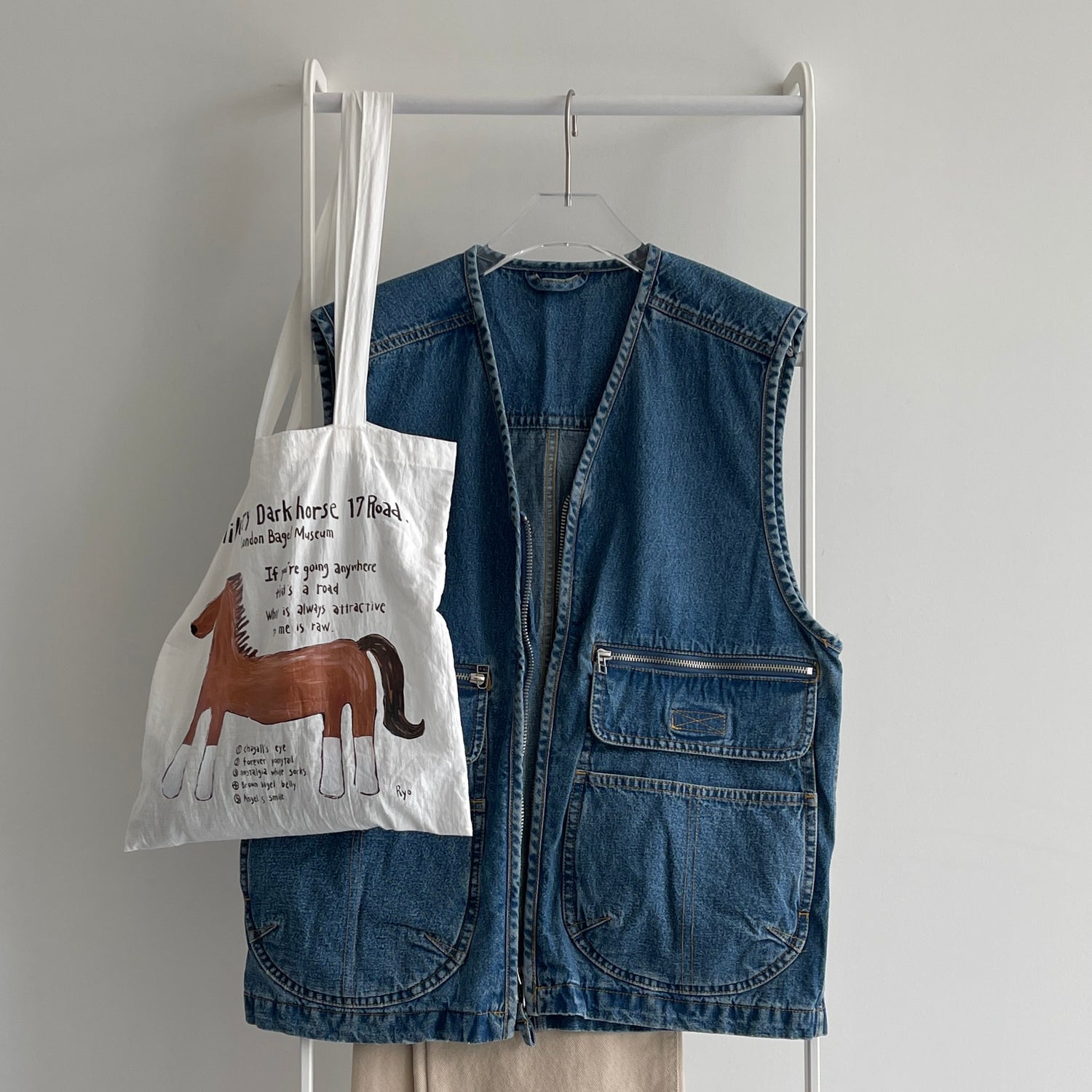8 pockets BUDDY DENIM VEST / blue