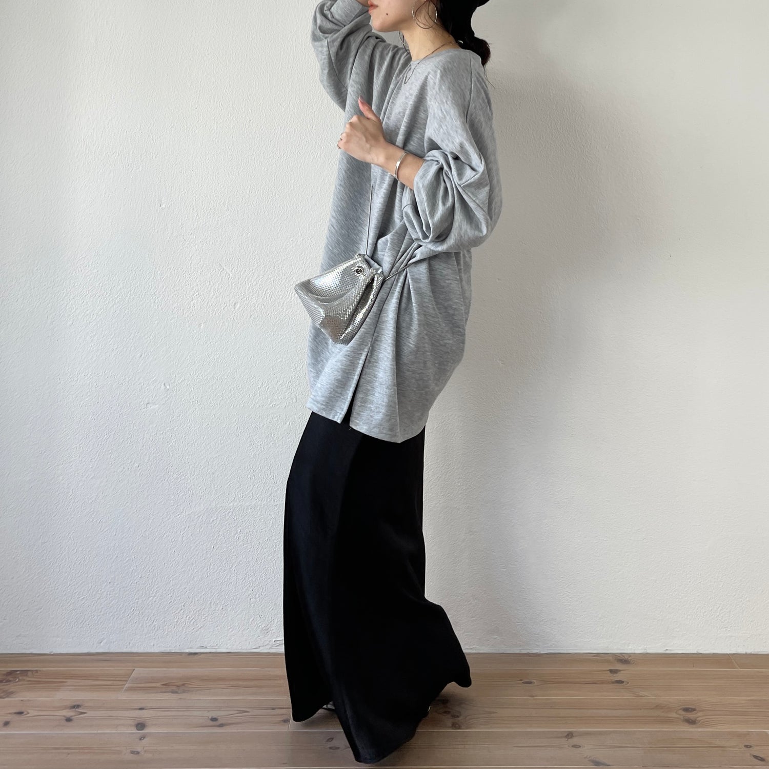 super loose light sweatee / gray