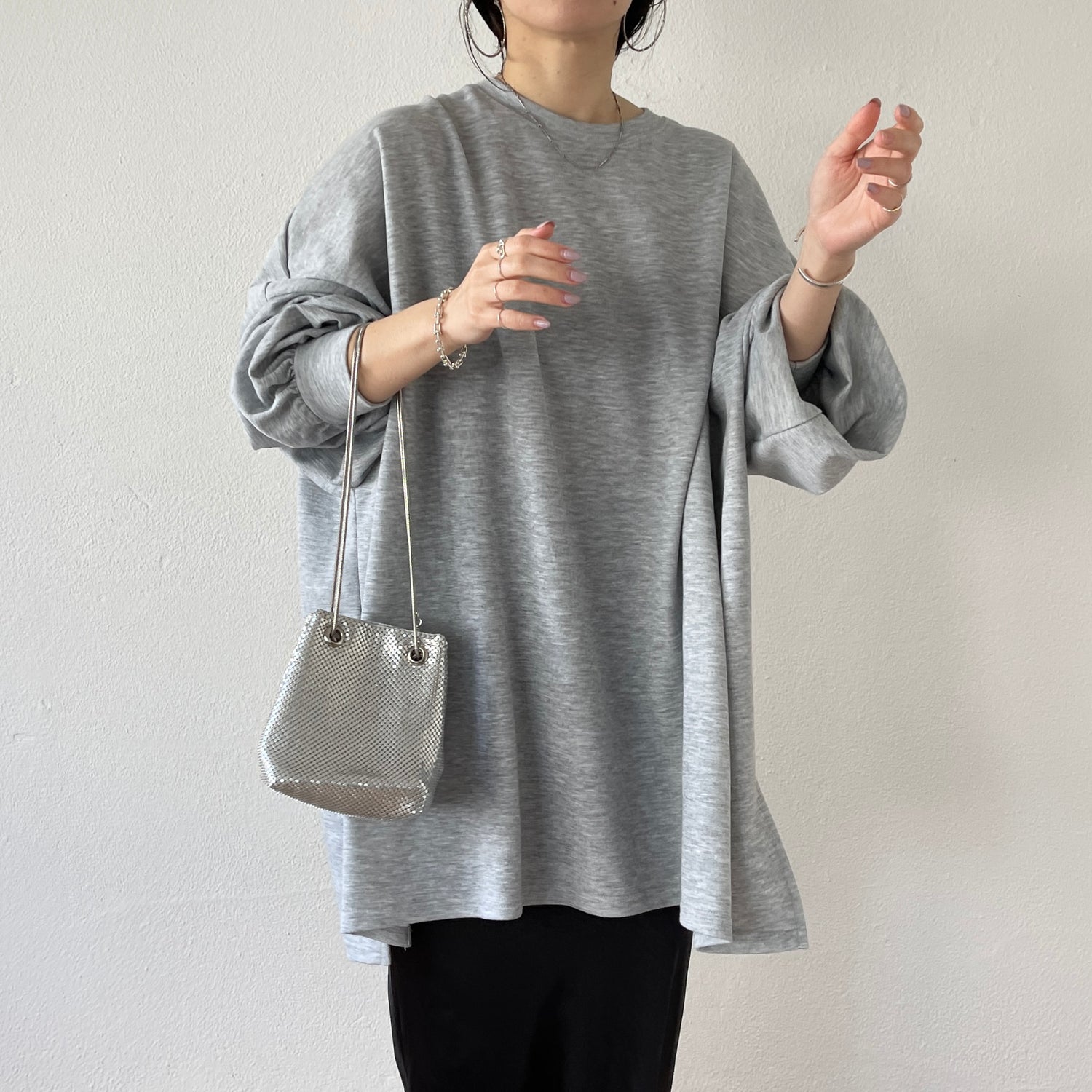 super loose light sweatee / gray
