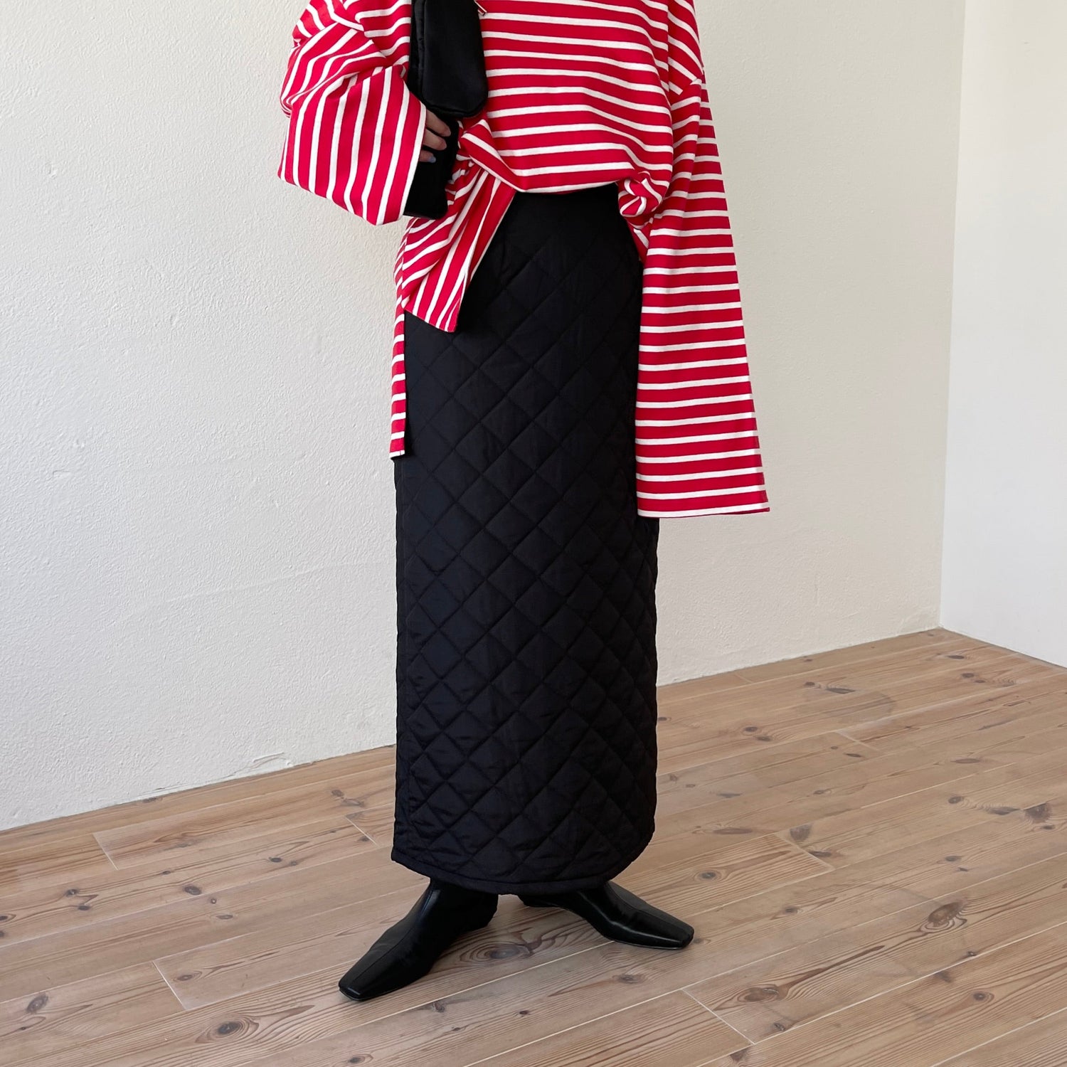 【SAMPLE】quilting skirt / black