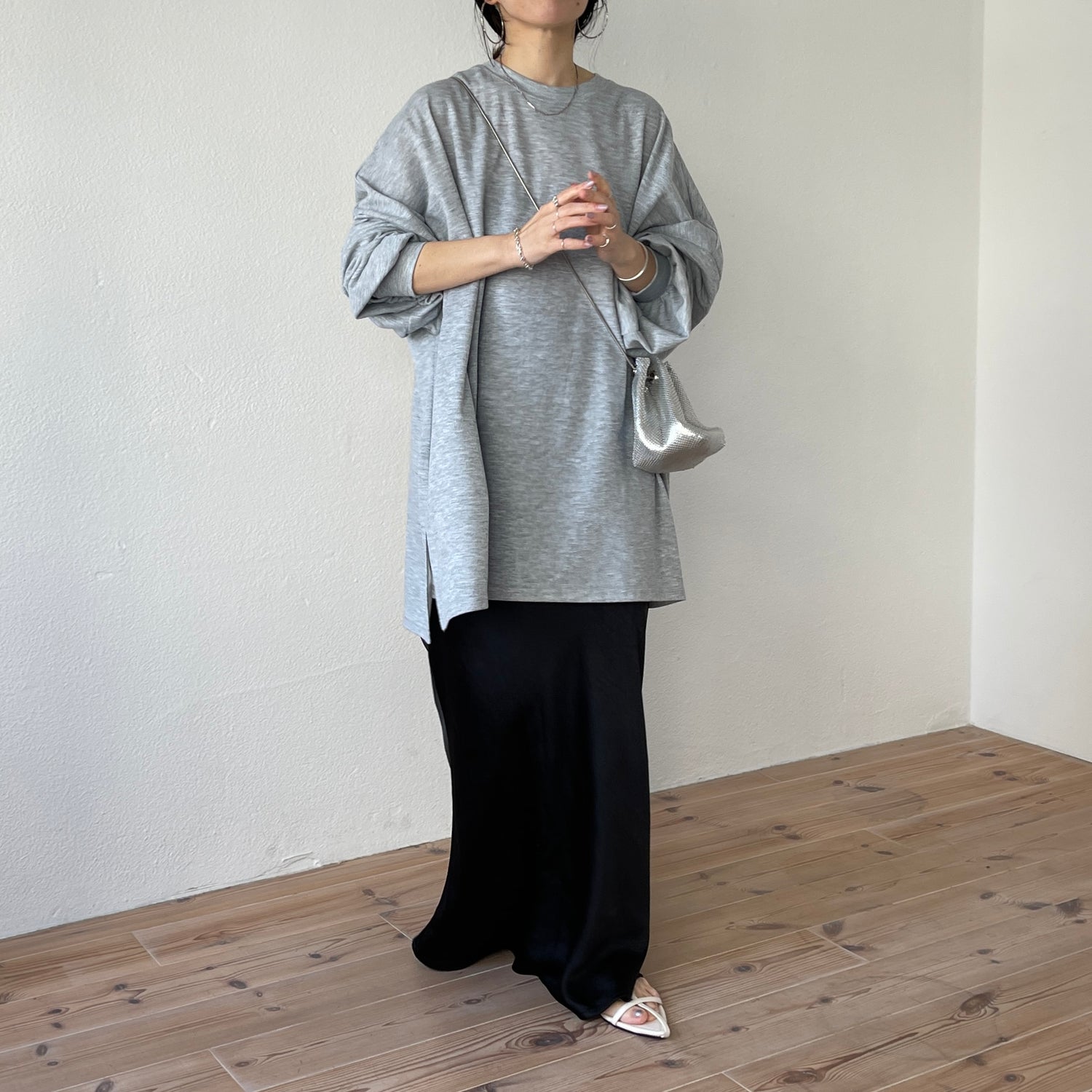 super loose light sweatee / gray