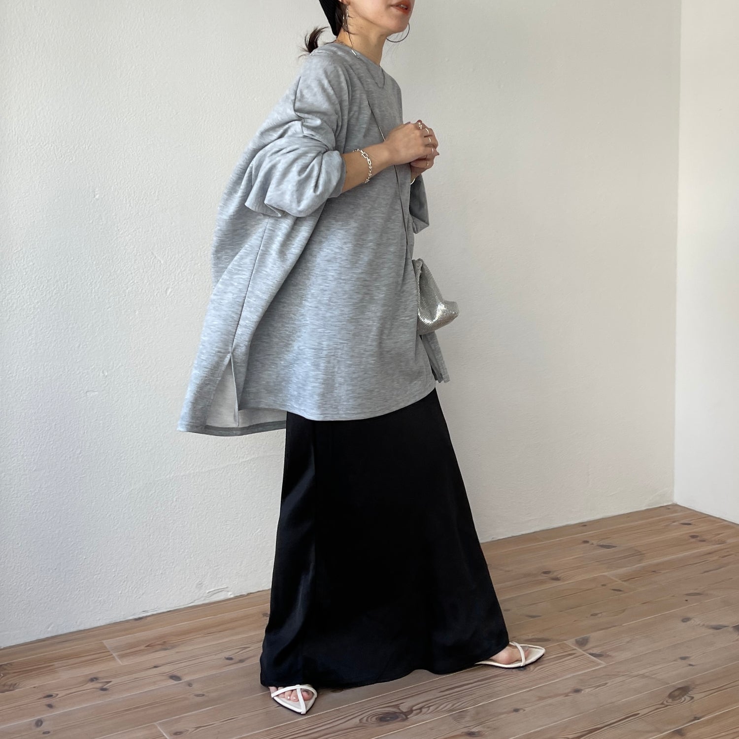 super loose light sweatee / gray