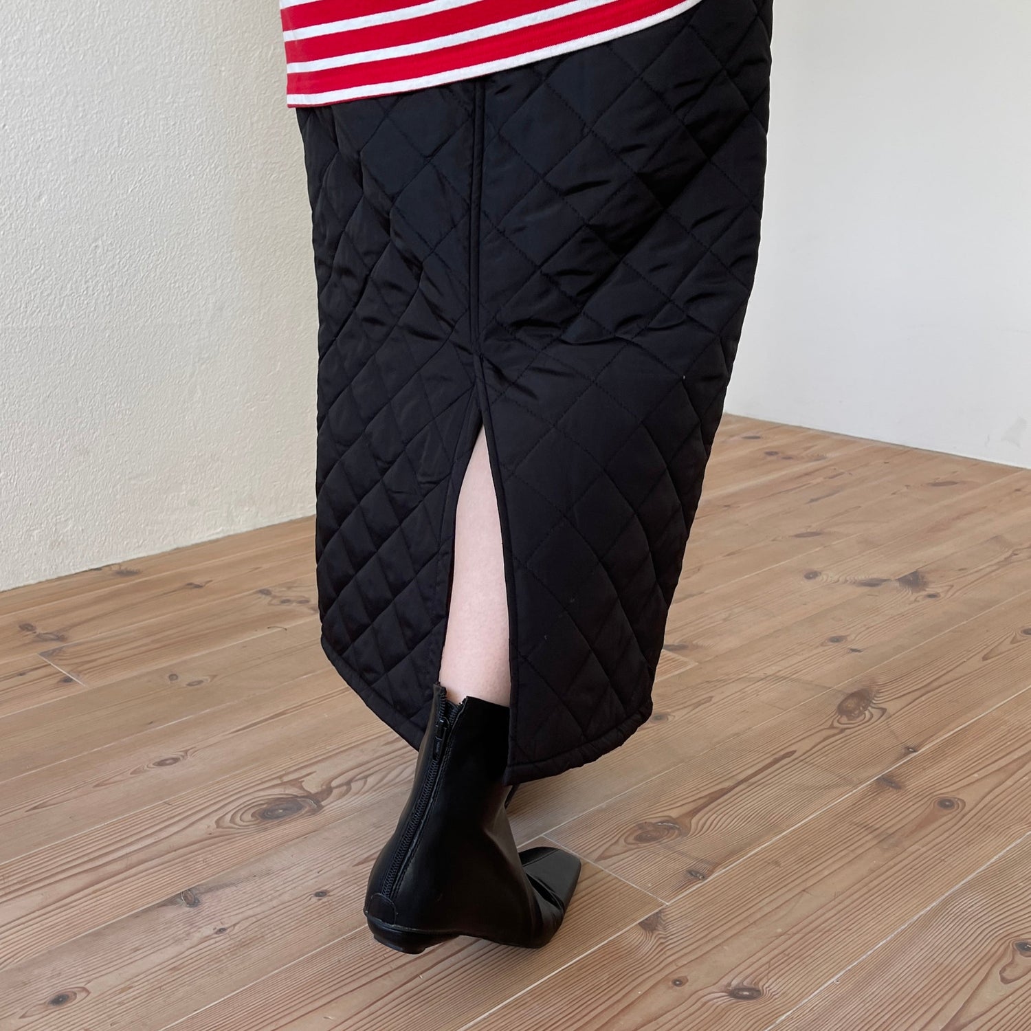 【SAMPLE】quilting skirt / black