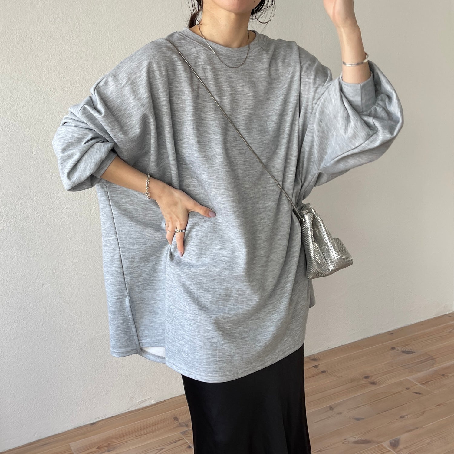 super loose light sweatee / gray