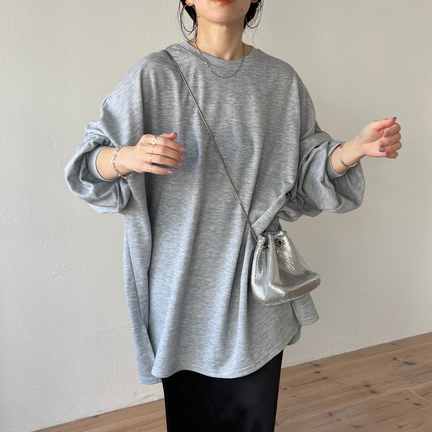 super loose light sweatee / gray