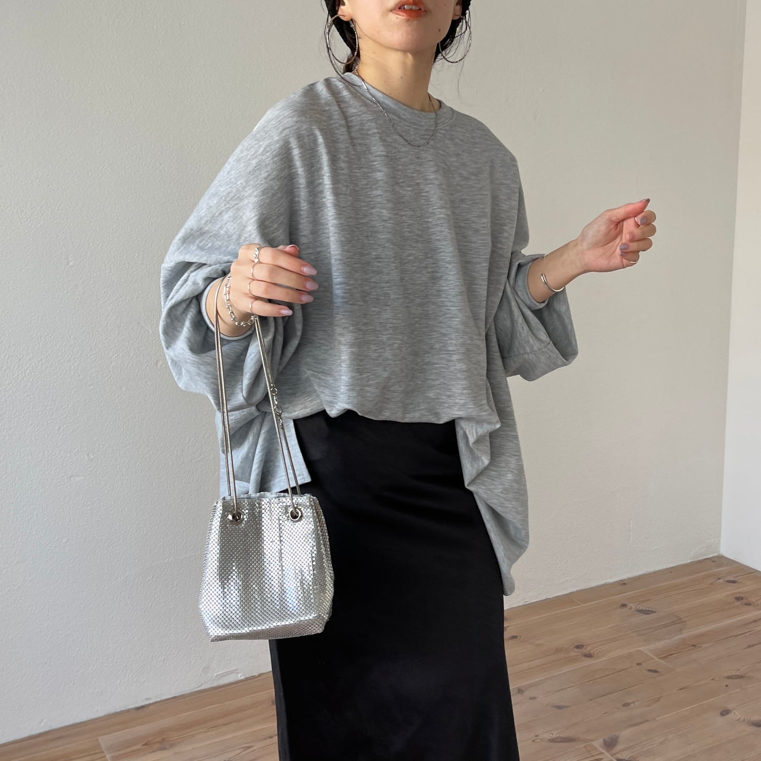 super loose light sweatee / gray