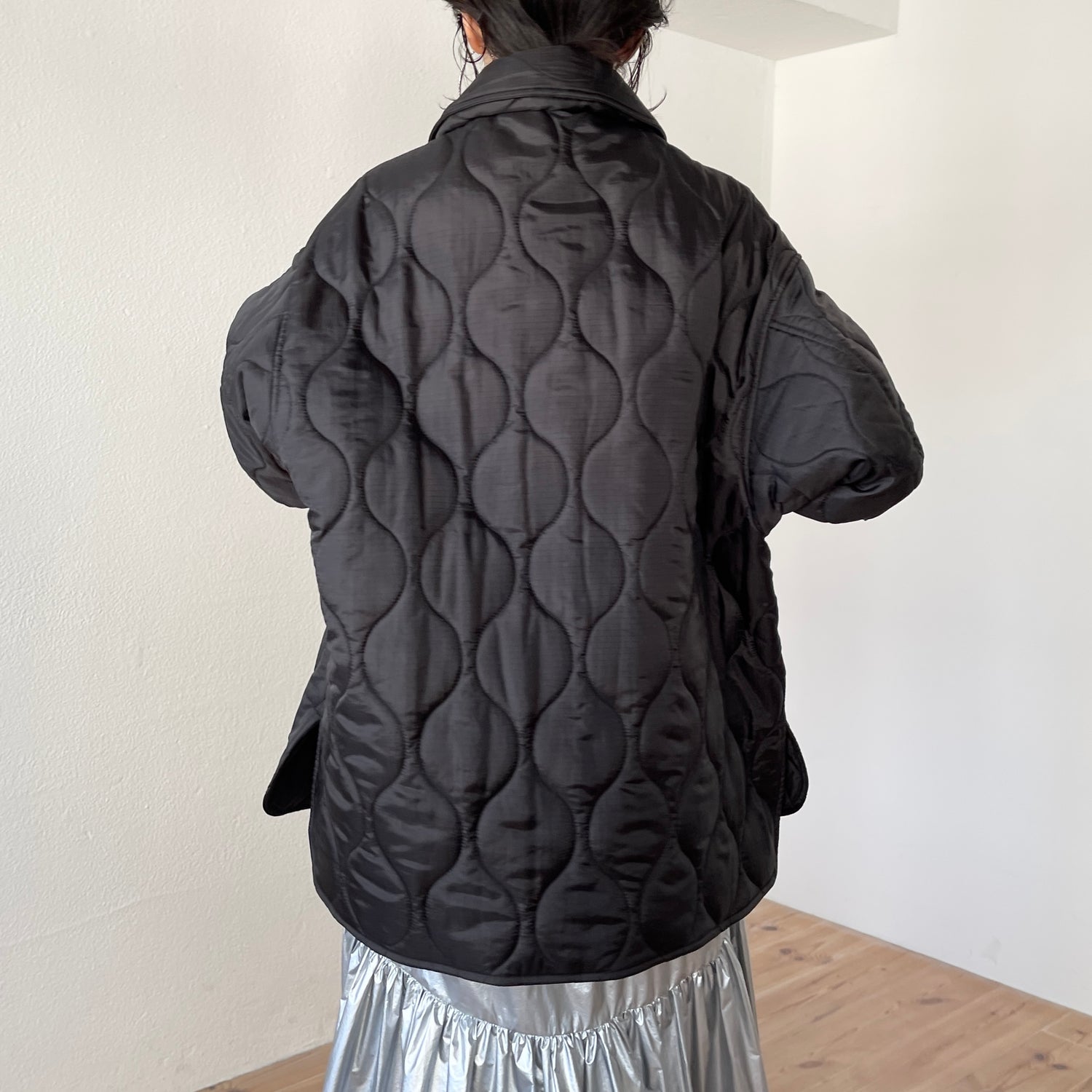 over size quilting jacket / black