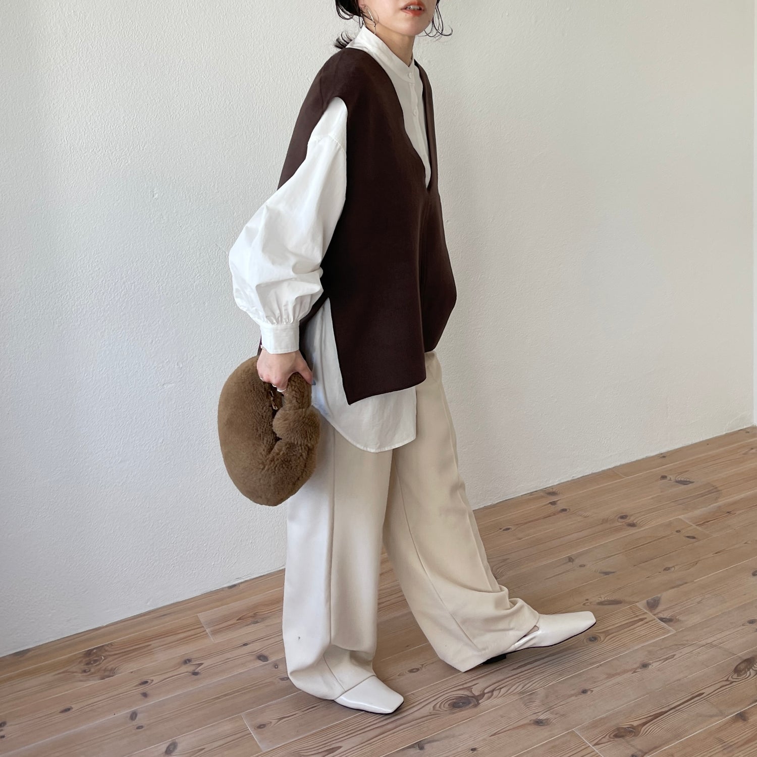 double face vest / brown