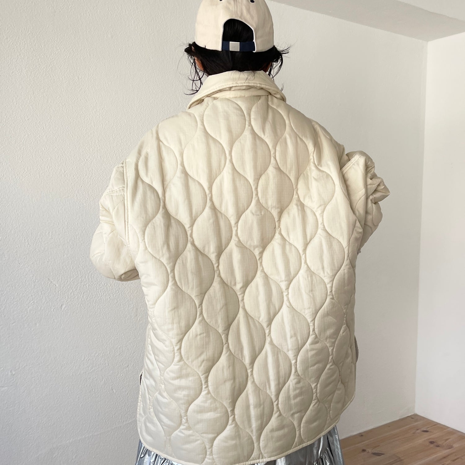 over size quilting jacket / ivory