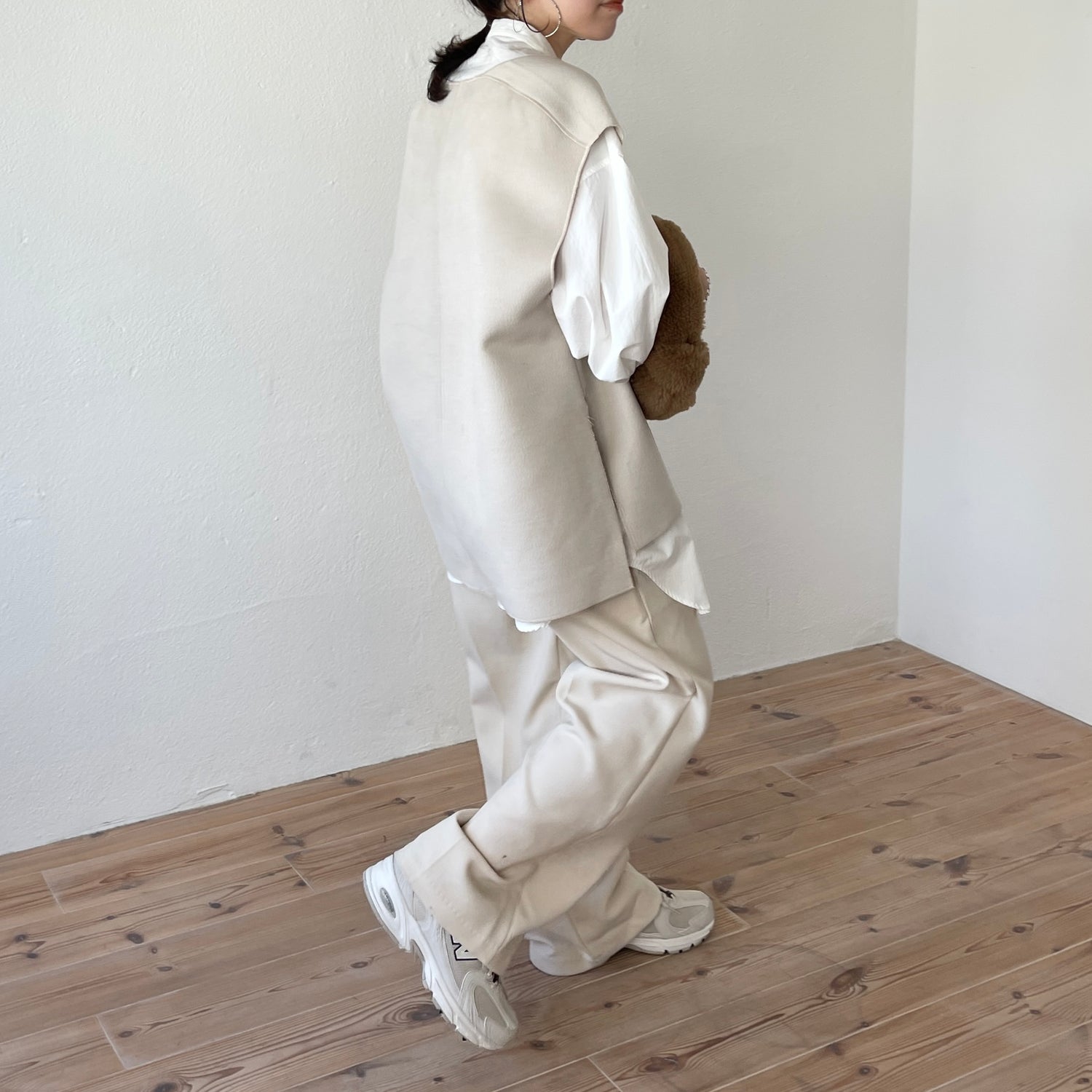 double face vest / ivory