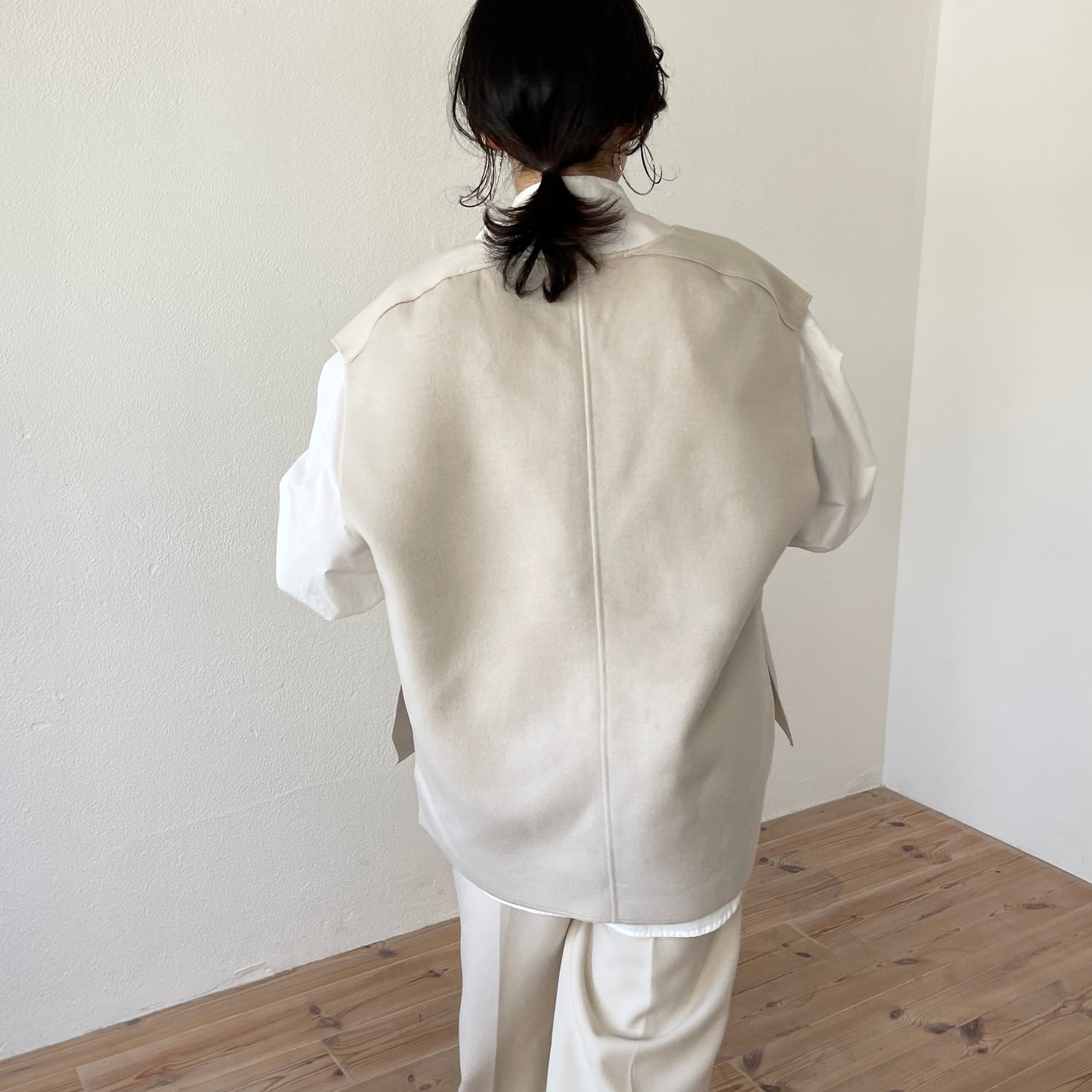 double face vest / ivory