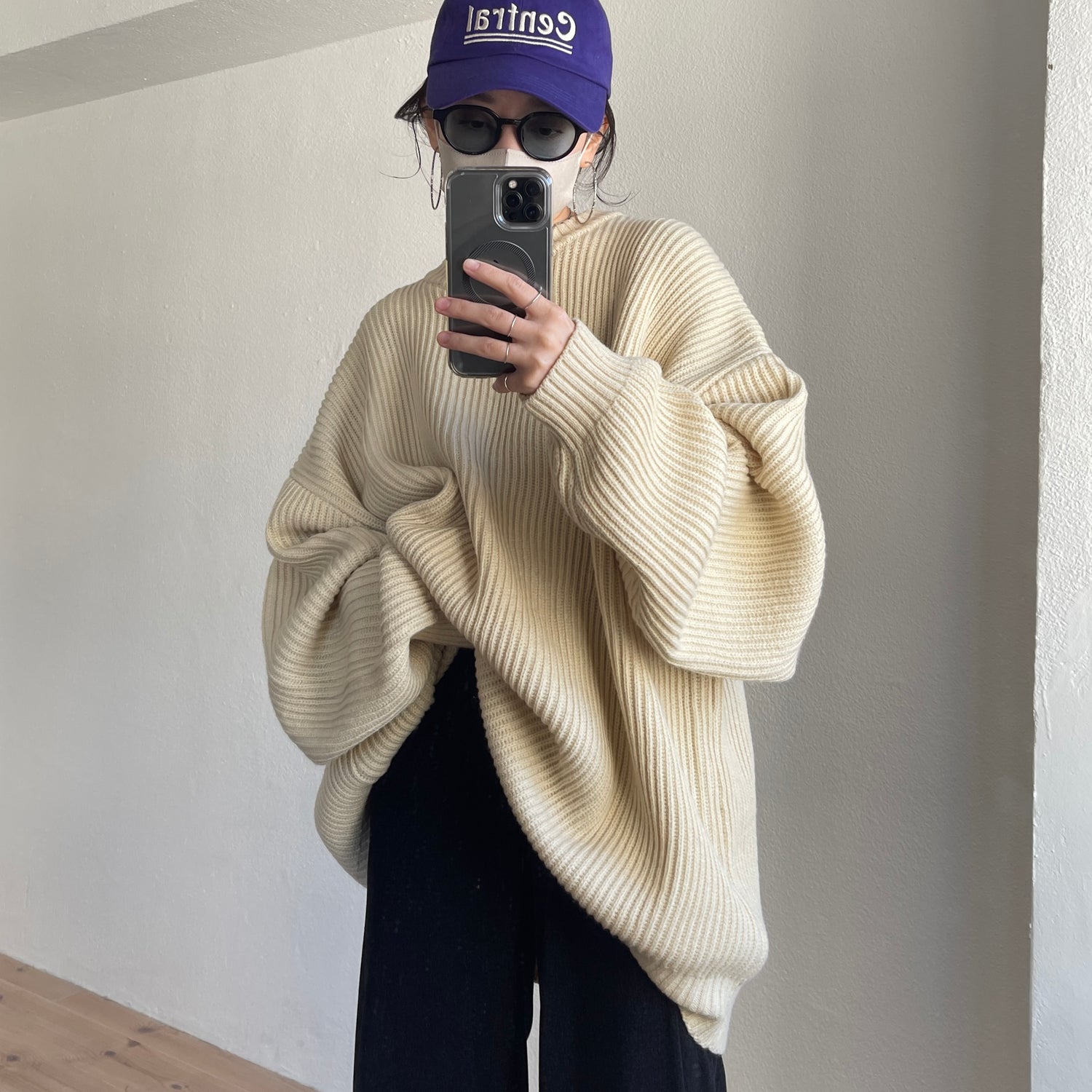 perfect silhouette super over knit / ivory