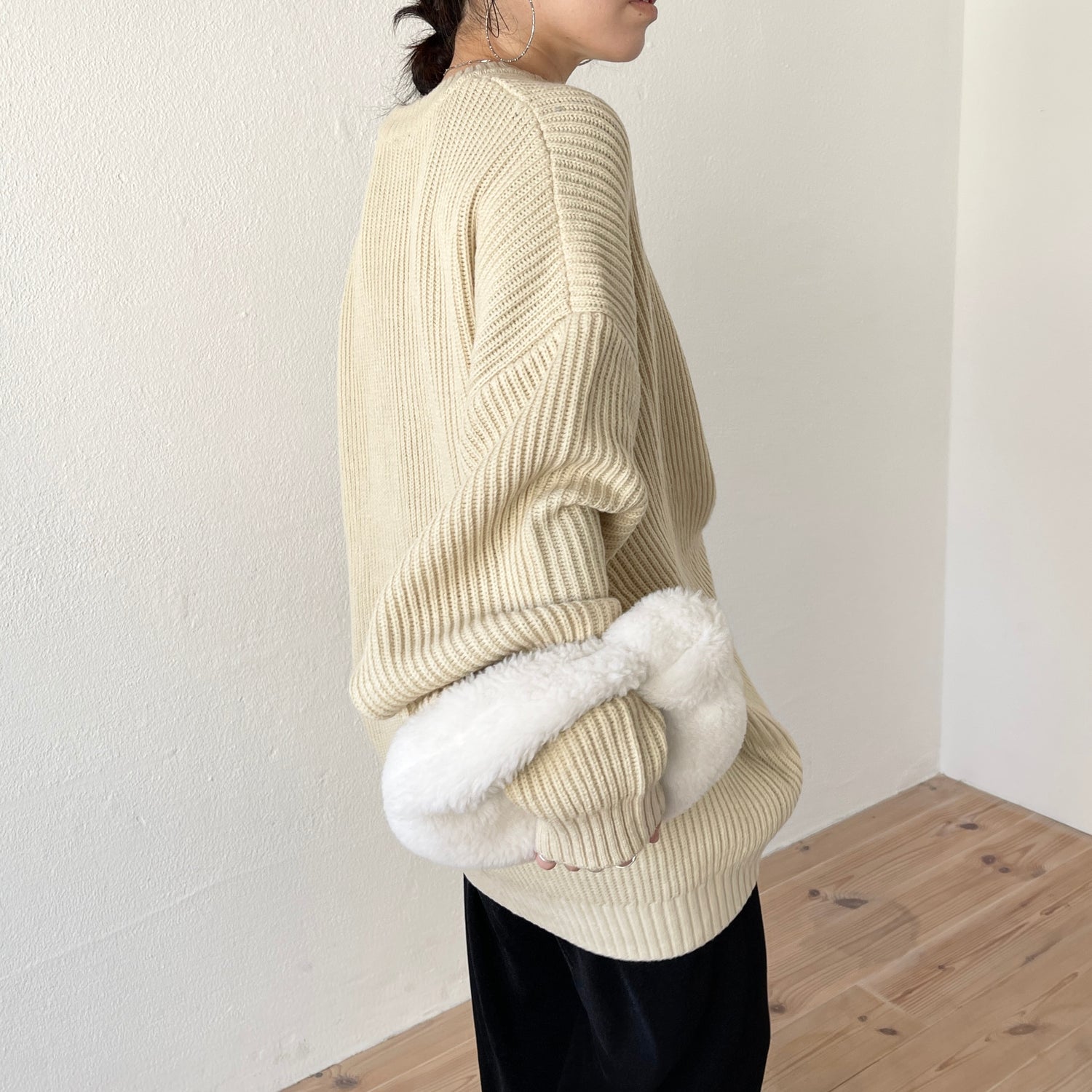 perfect silhouette super over knit / ivory