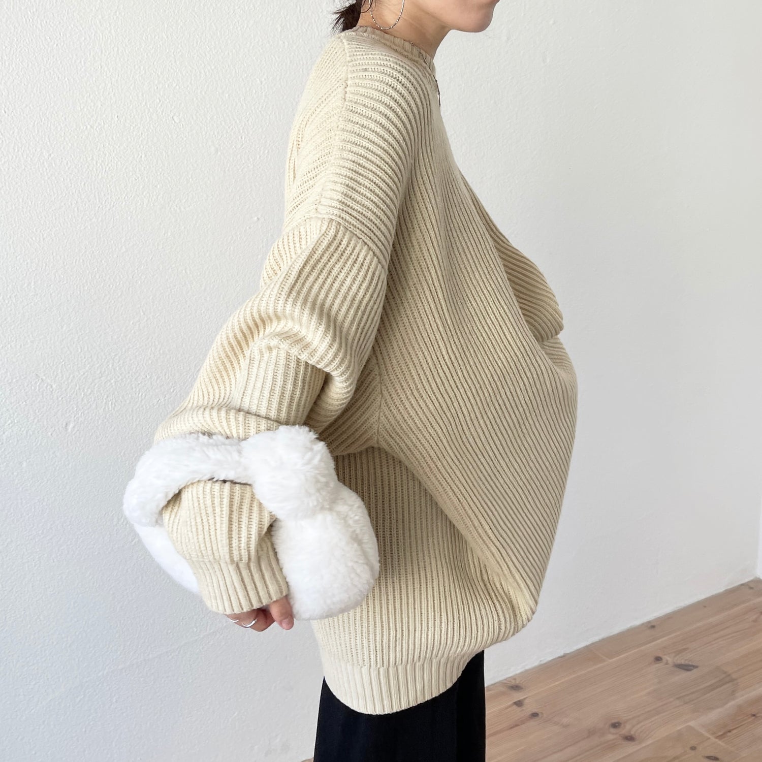 perfect silhouette super over knit / ivory