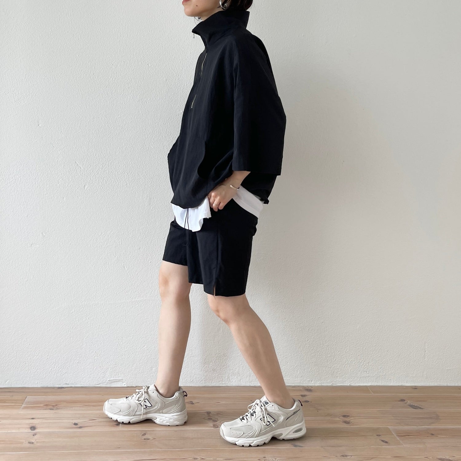 over size half zip nylon po / black