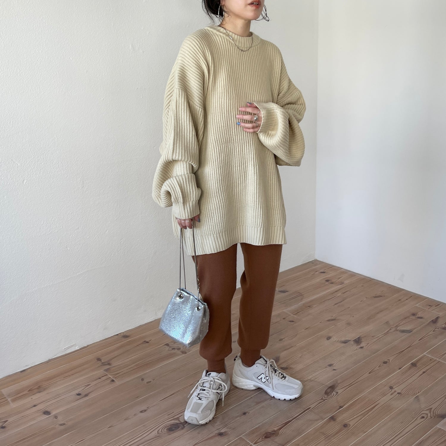perfect silhouette super over knit / ivory
