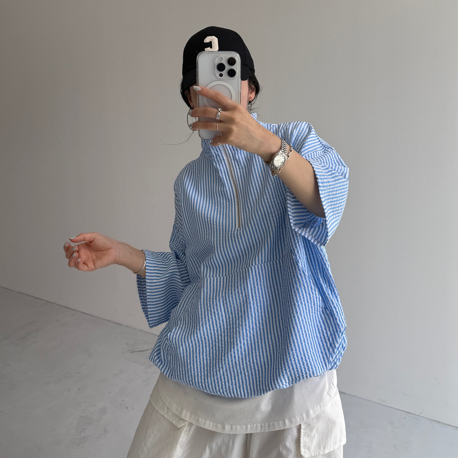 over size half zip holiday PO / blue