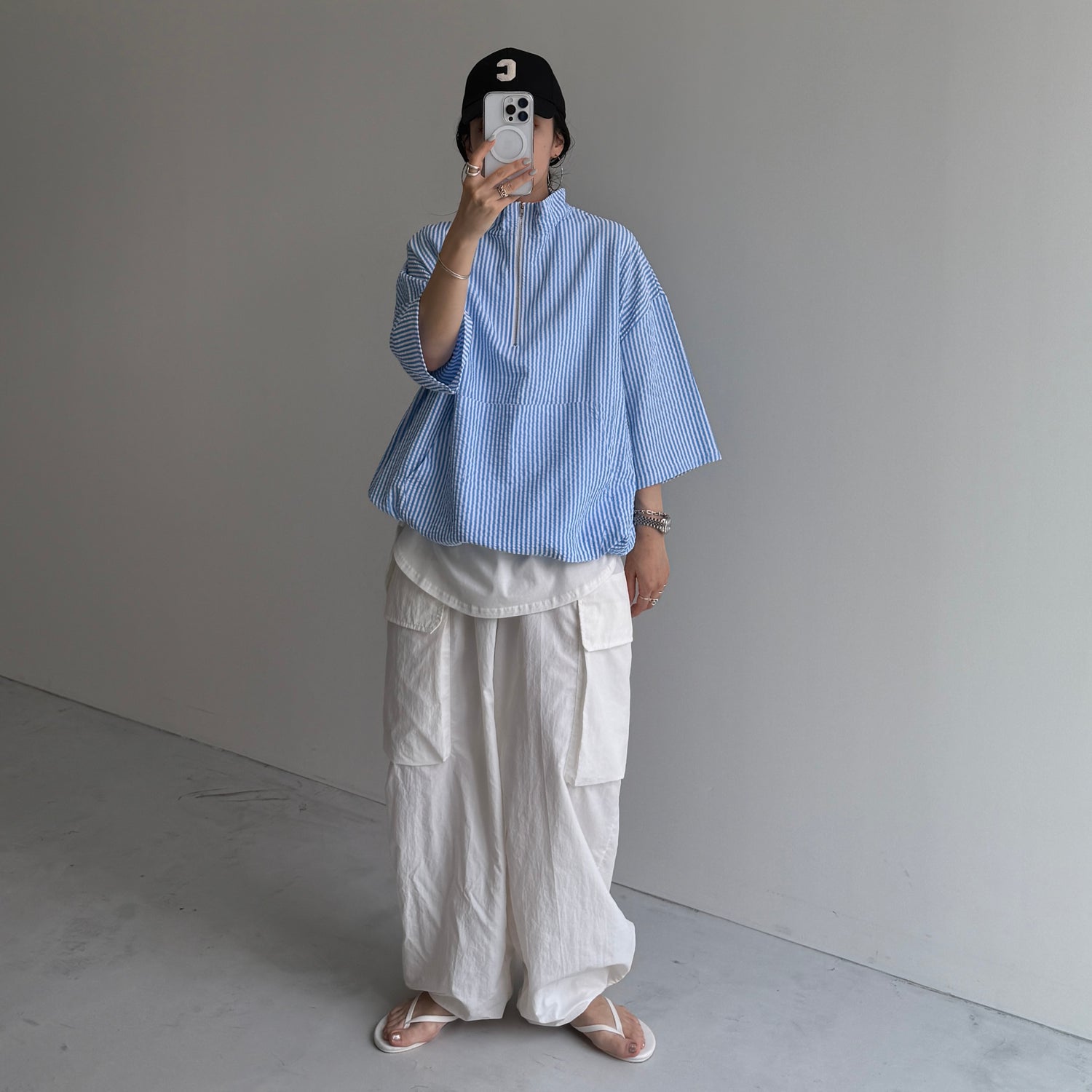 over size half zip holiday PO / blue