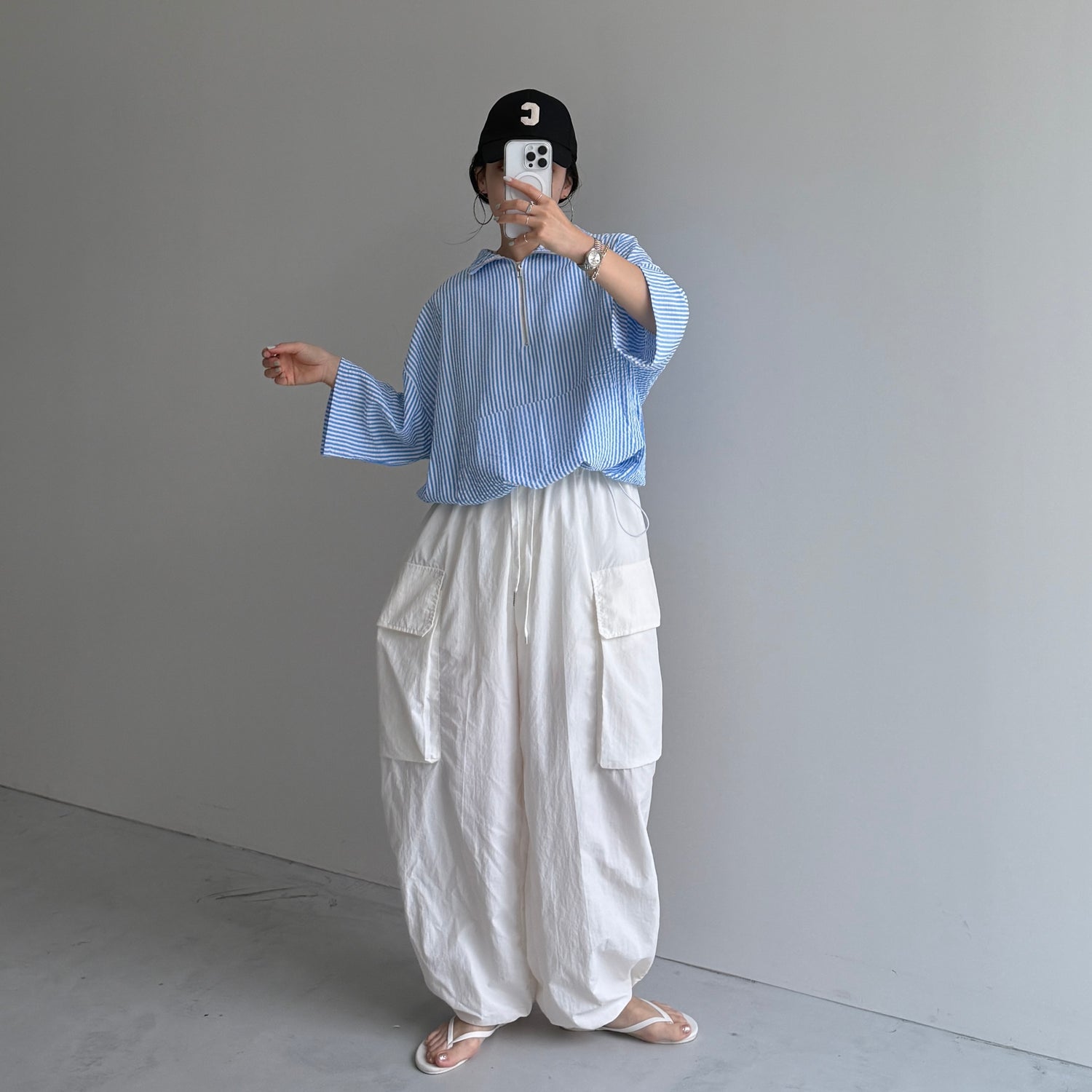 over size half zip holiday PO / blue