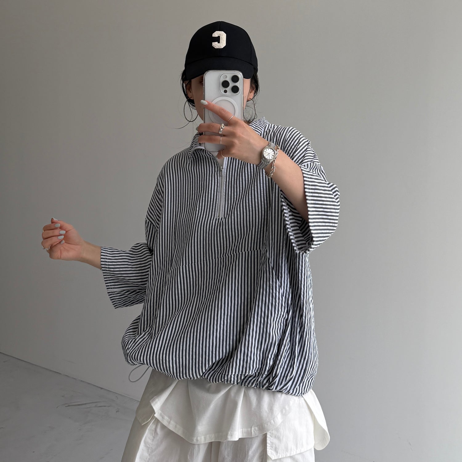 over size half zip holiday PO / black