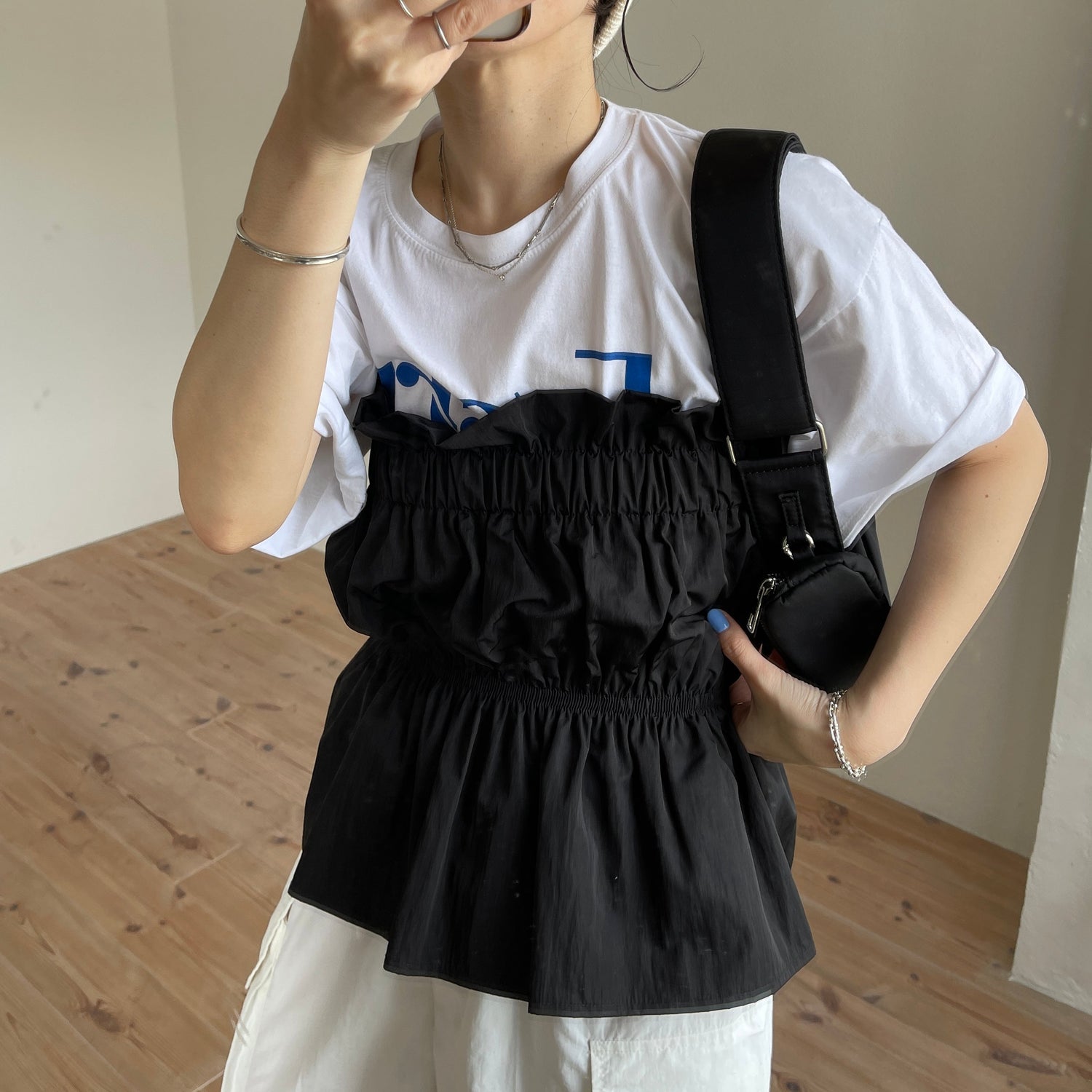 plus one nylon bustier / black (シャカシャカナイロン素材)