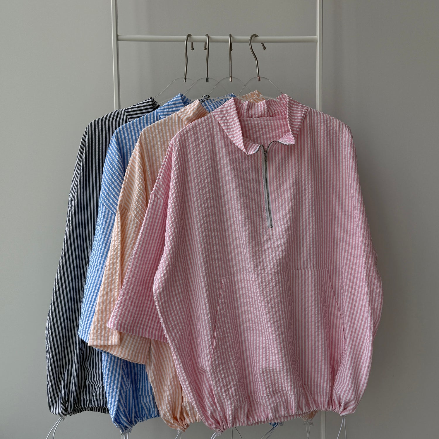 over size half zip holiday PO / blue