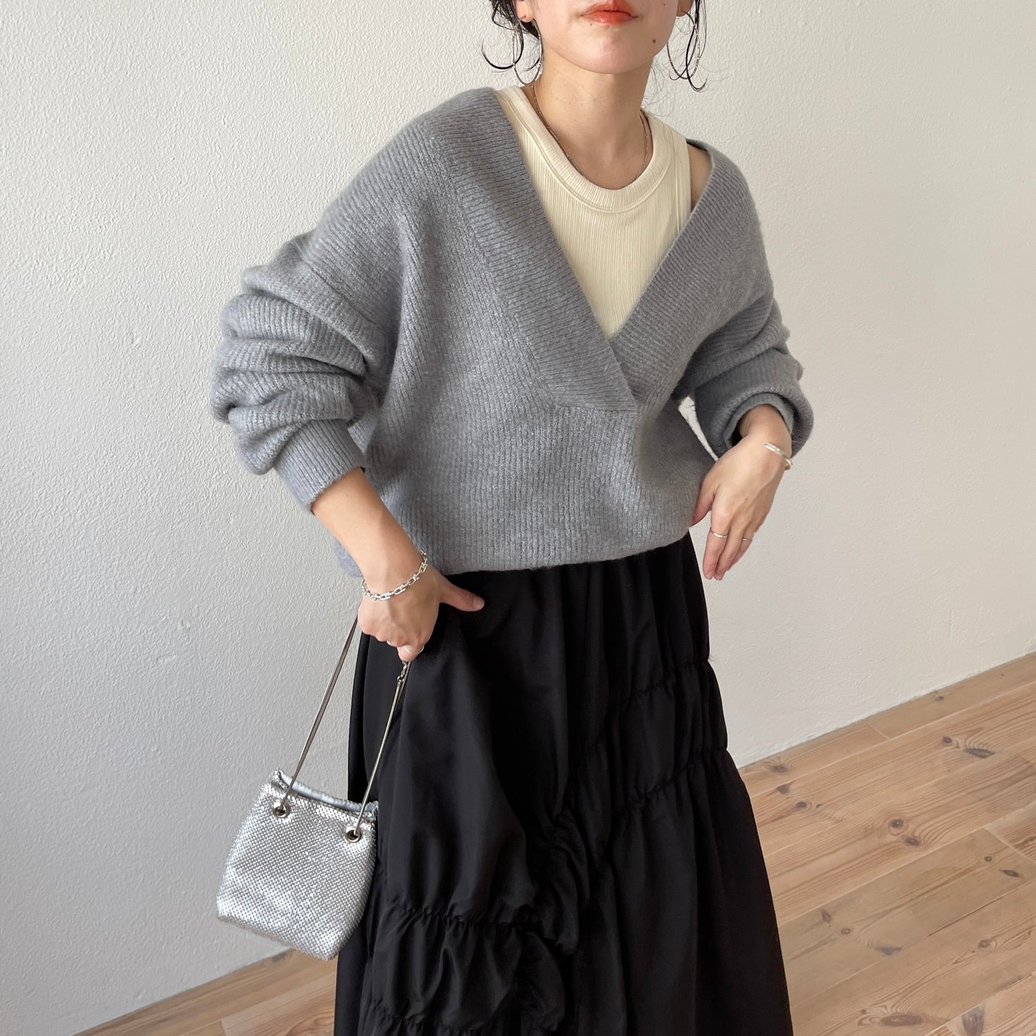 【SAMPLE】over size v neck loose knit / gray