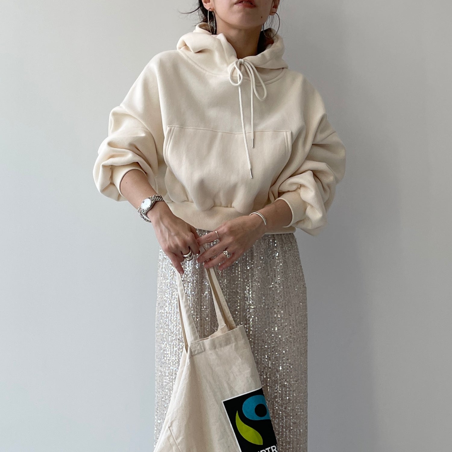 egg short hoodie / ivory