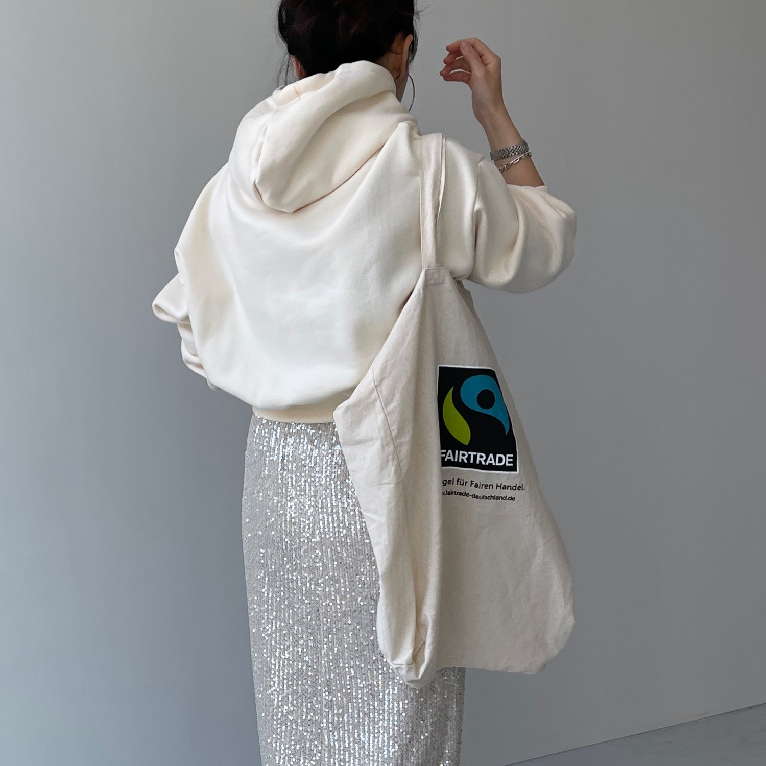 egg short hoodie / ivory