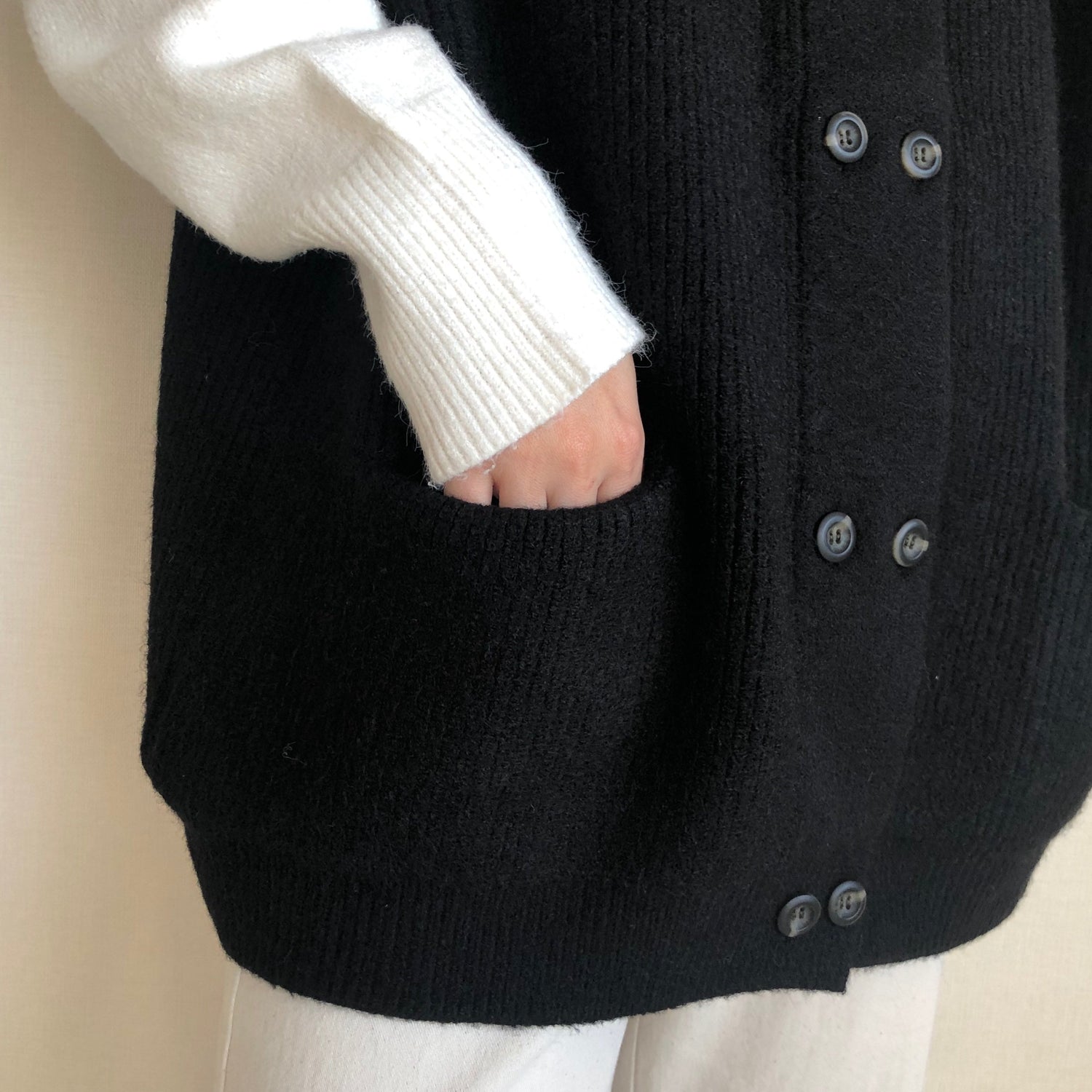 【SAMPLE】double button knit vest / black