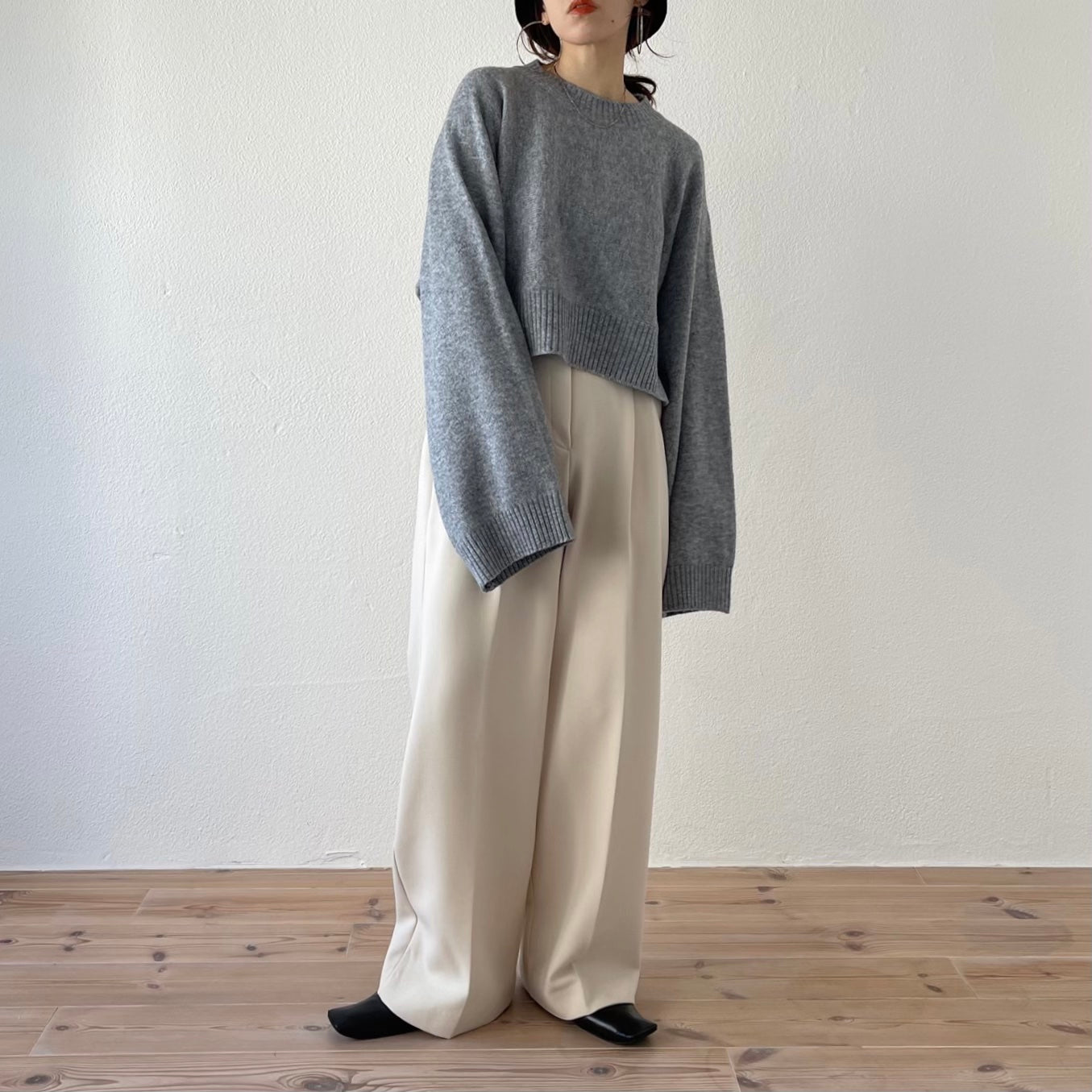 wide sleeve short knit / gray
