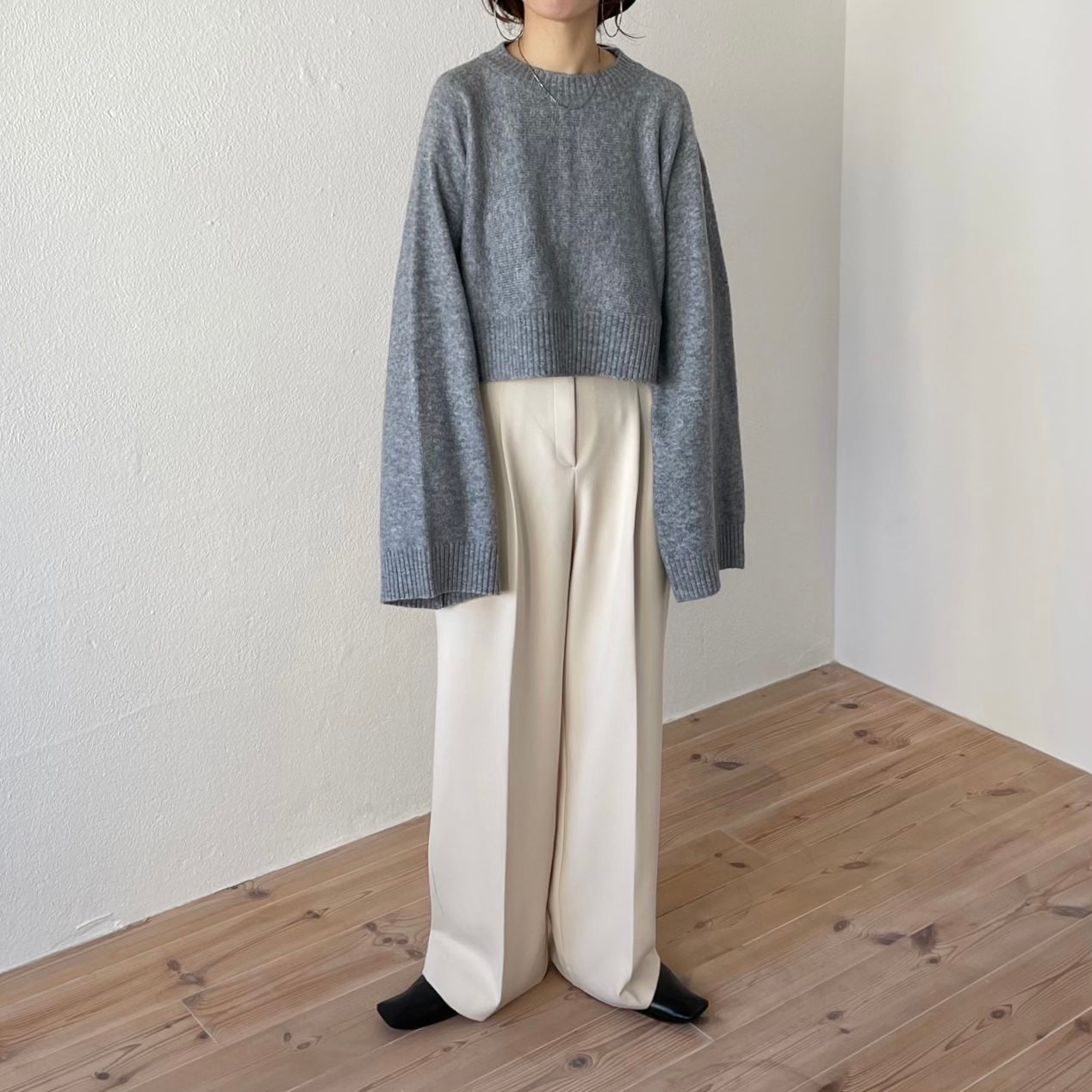 wide sleeve short knit / gray