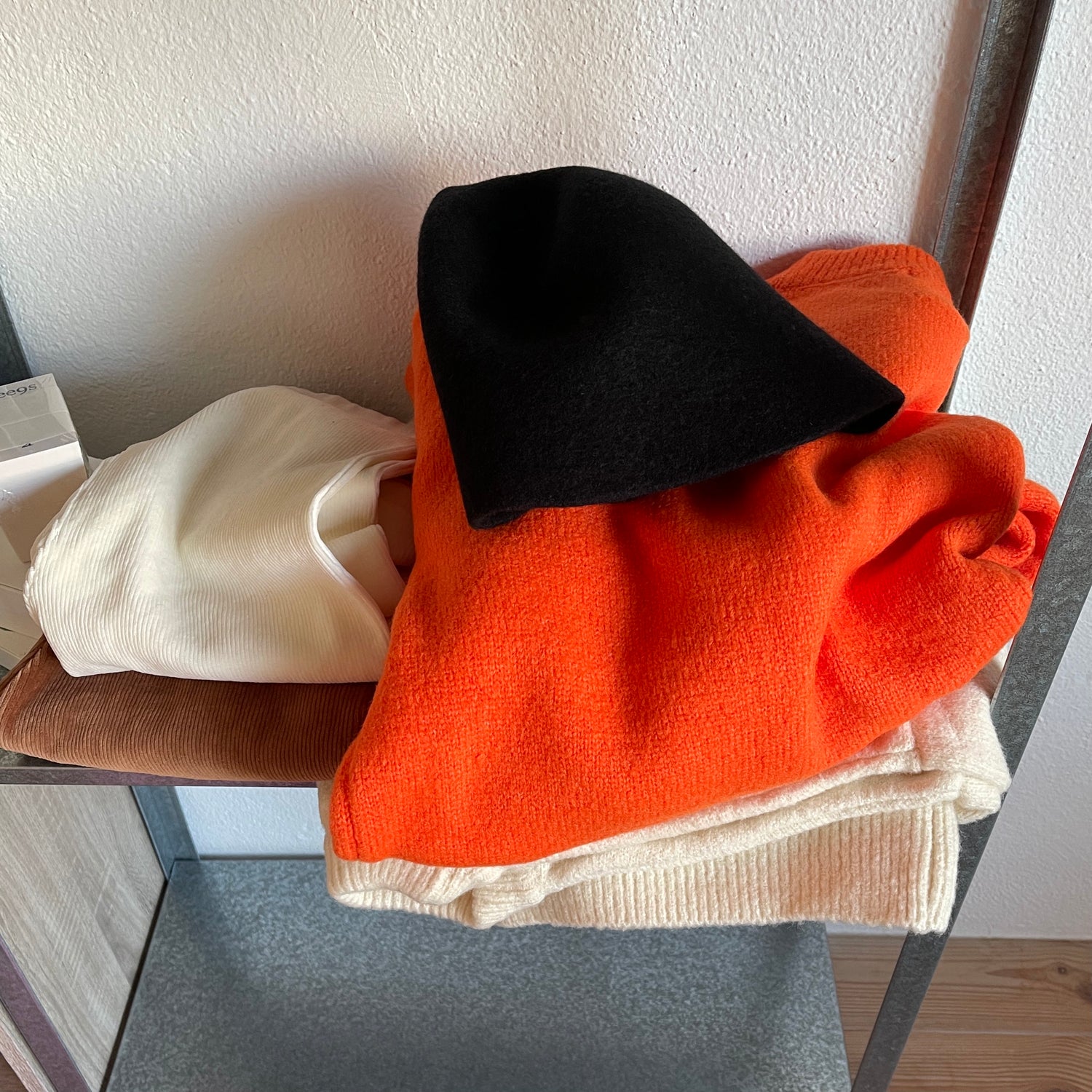over size loose knit / orange