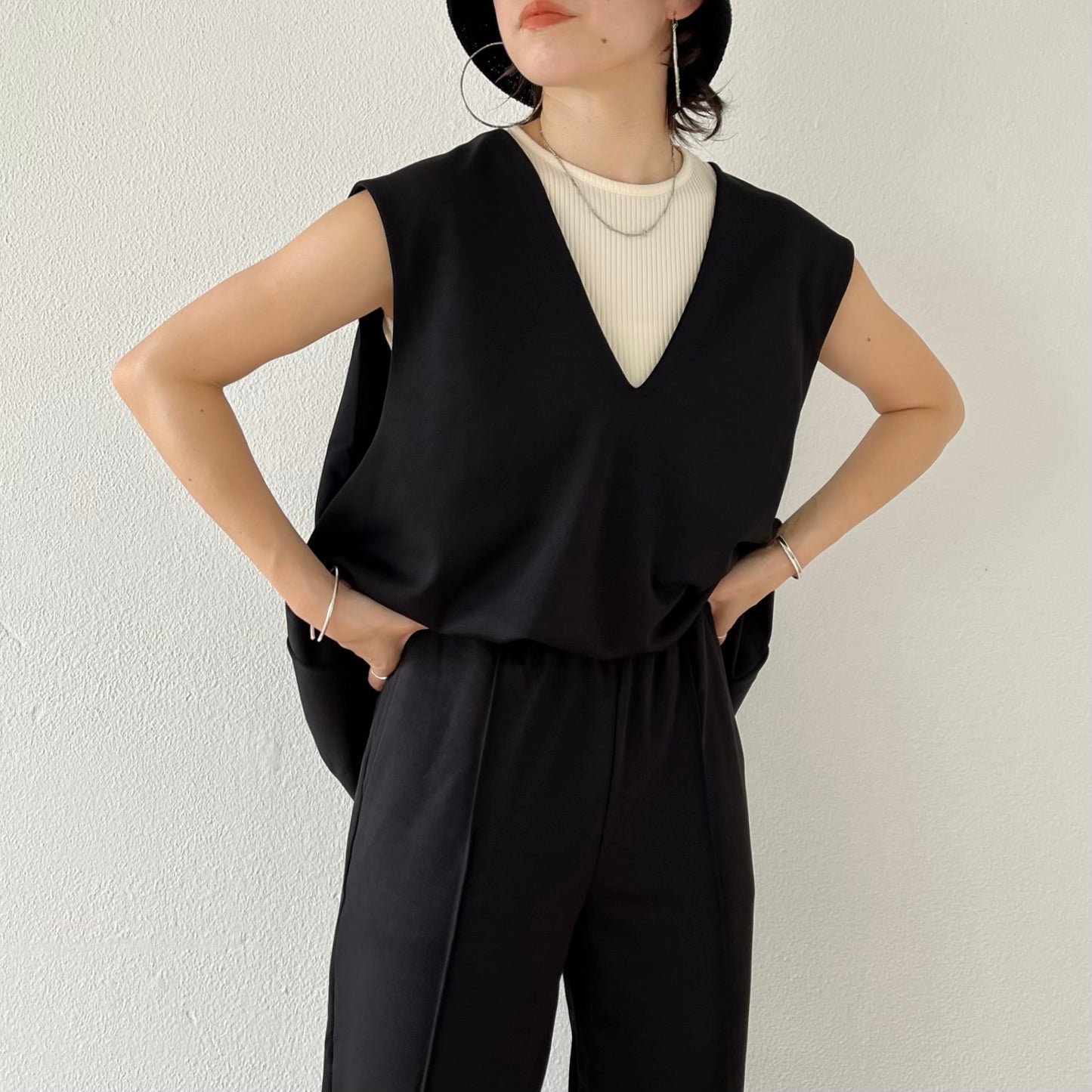 《love call limited price!3/5 23:59 まで》over size ponte vest / black