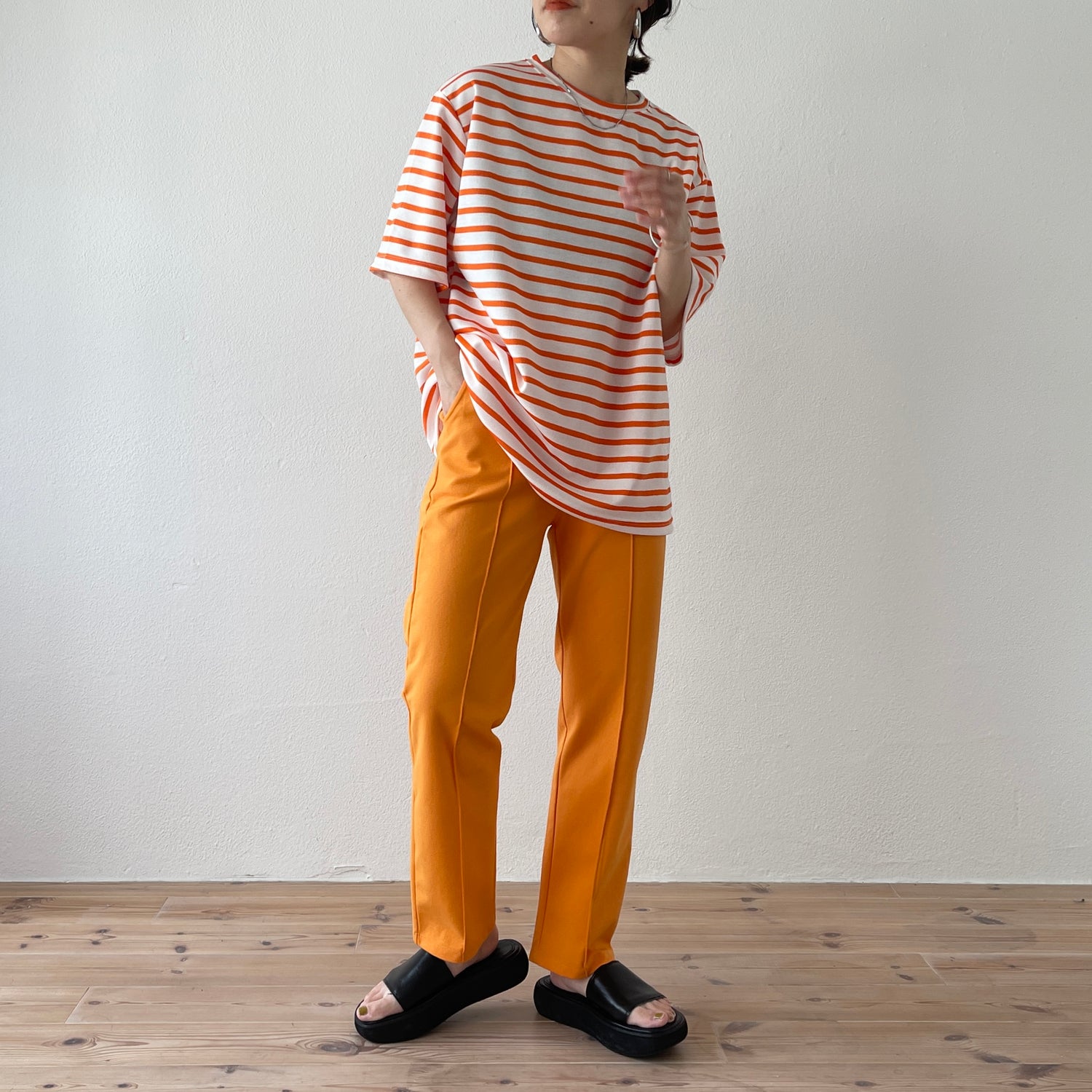 daily vitamin border tee / orange