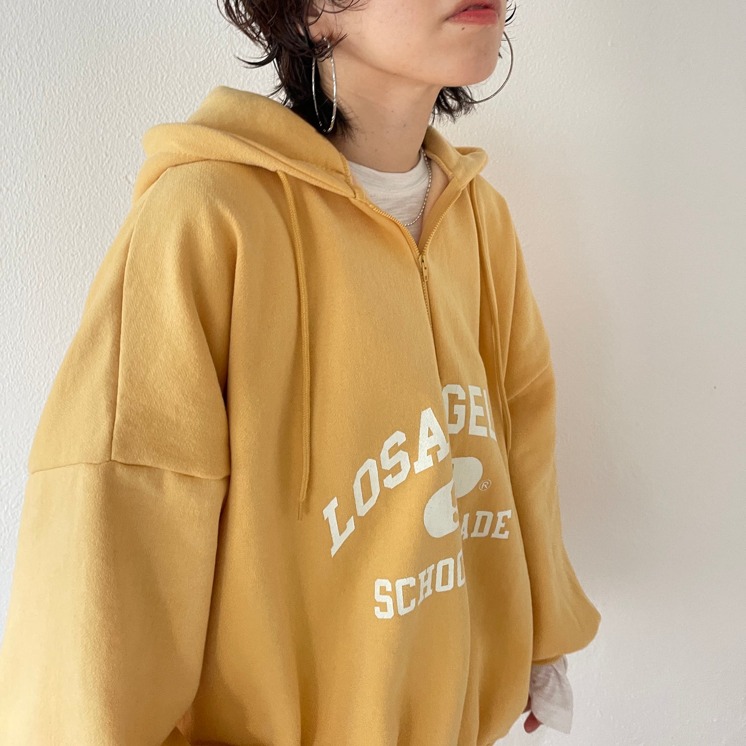 half zip loose hoodie / yellow