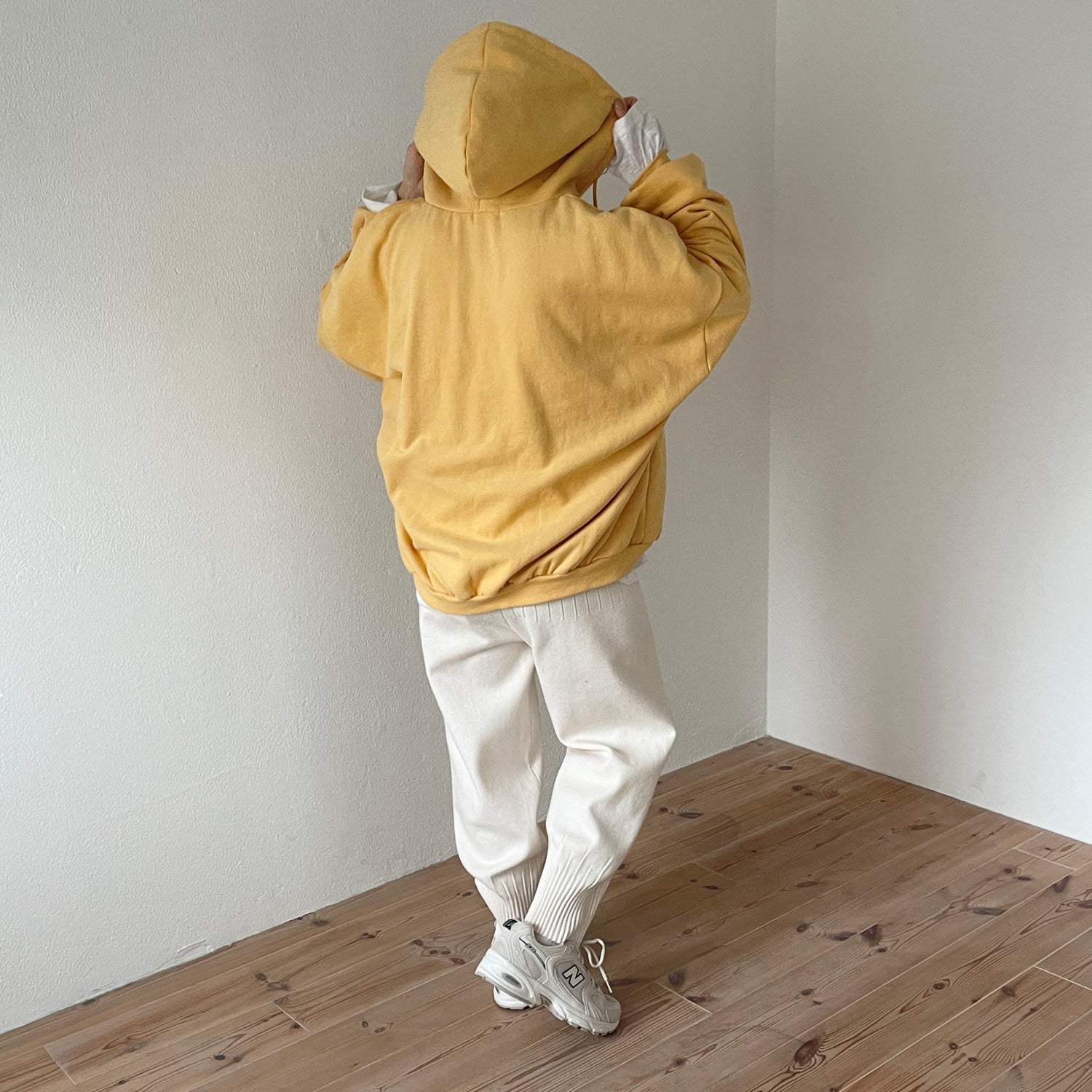 half zip loose hoodie / yellow