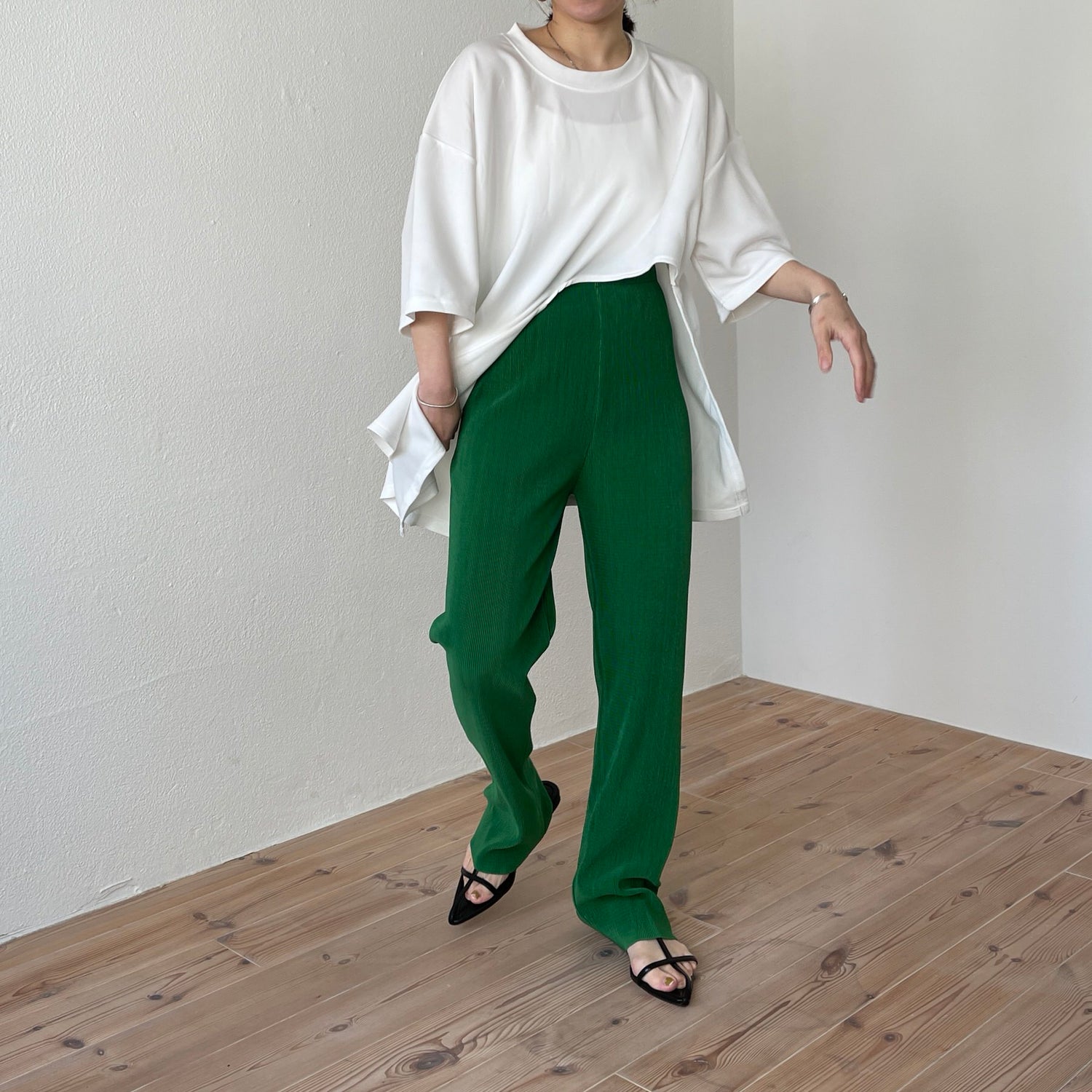 daily daily super stretch pleats pants / green