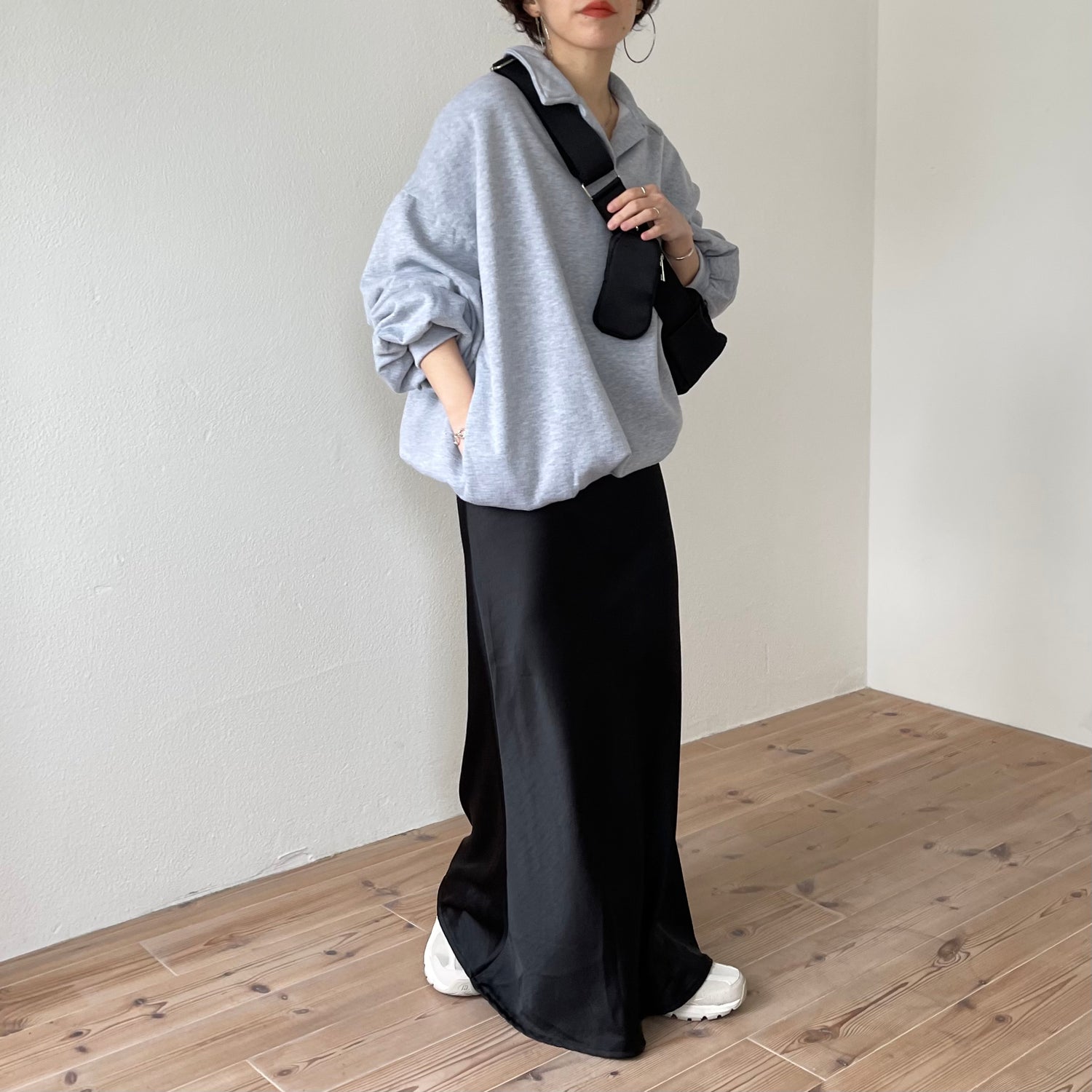 over size volume sleeve sweat / gray