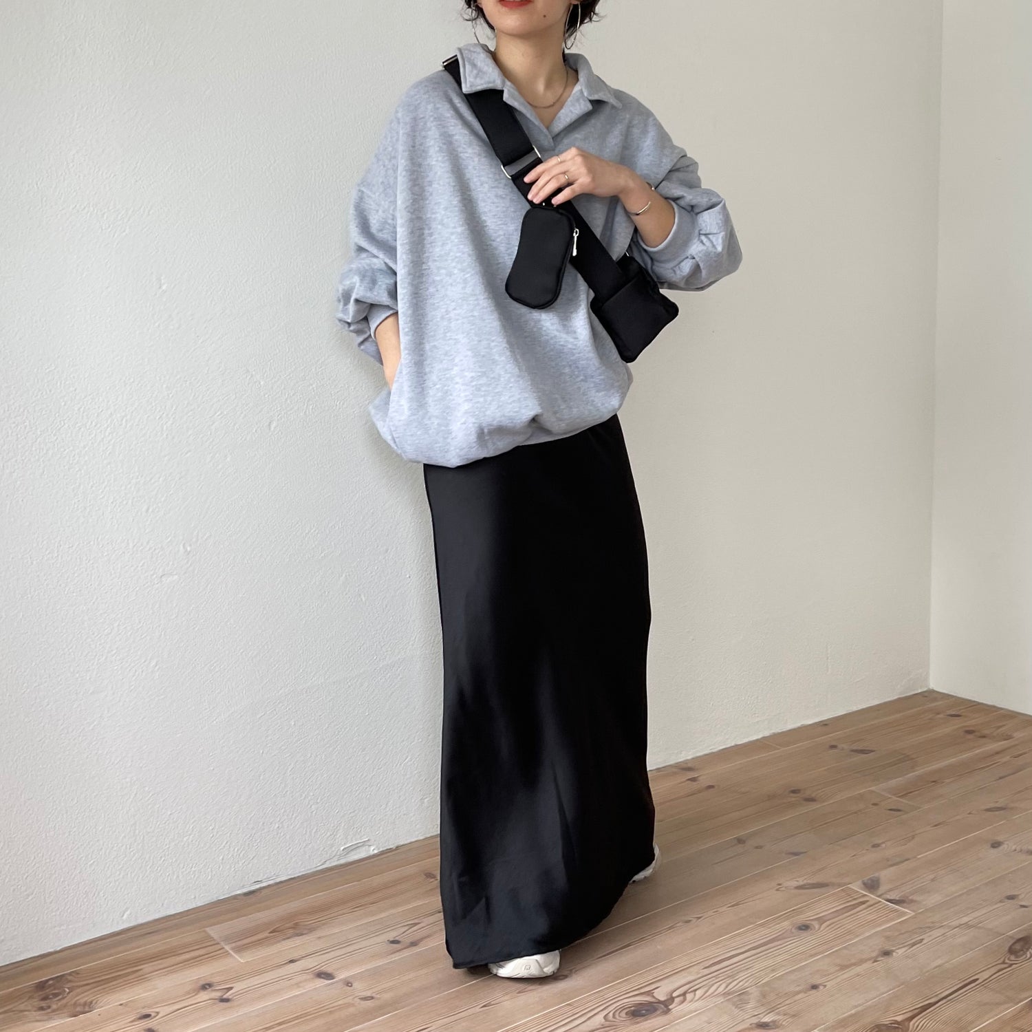 over size volume sleeve sweat / gray