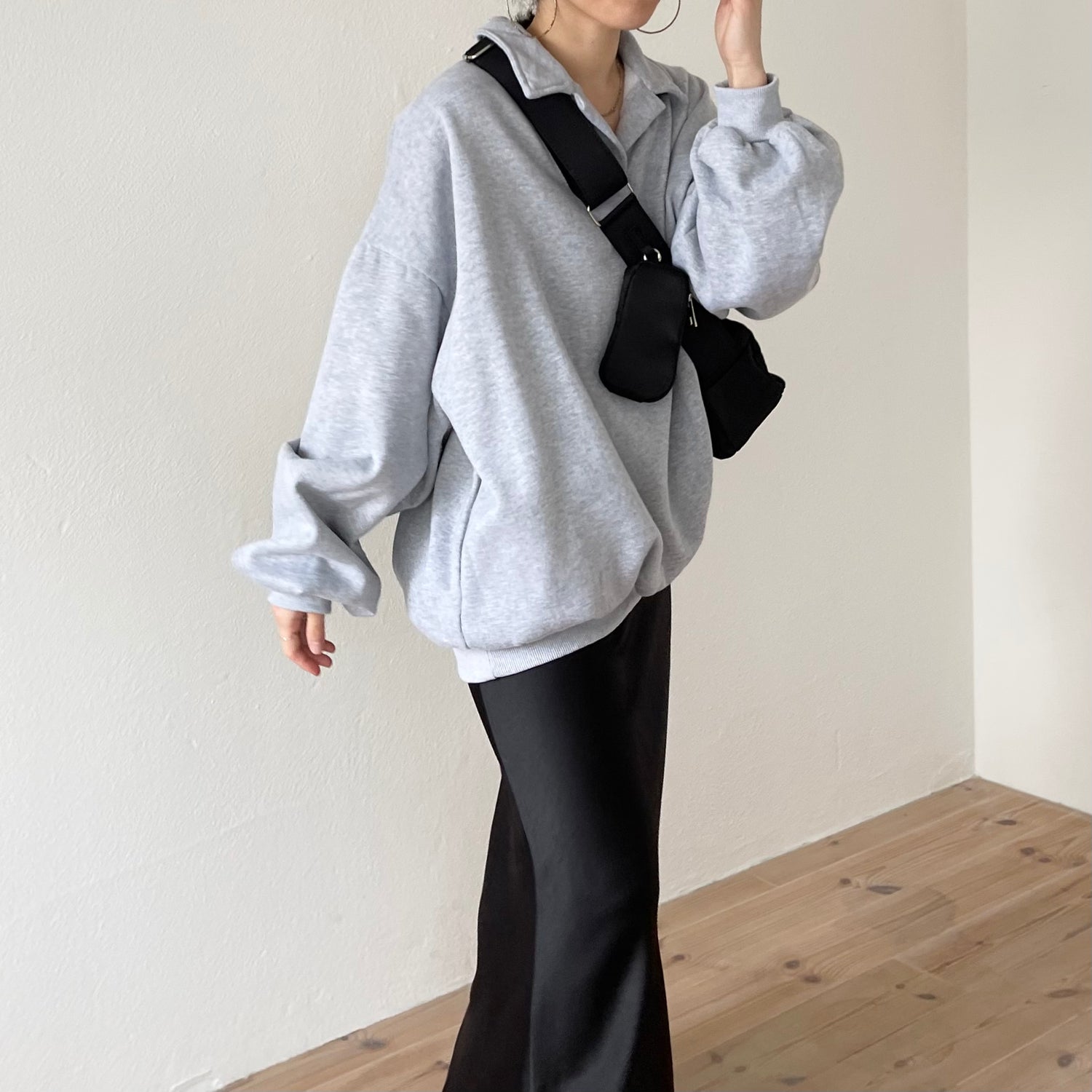 over size volume sleeve sweat / gray