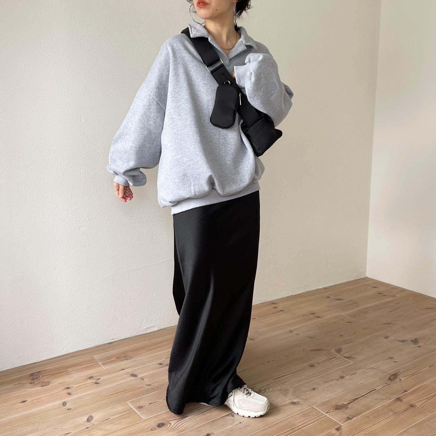 over size volume sleeve sweat / gray