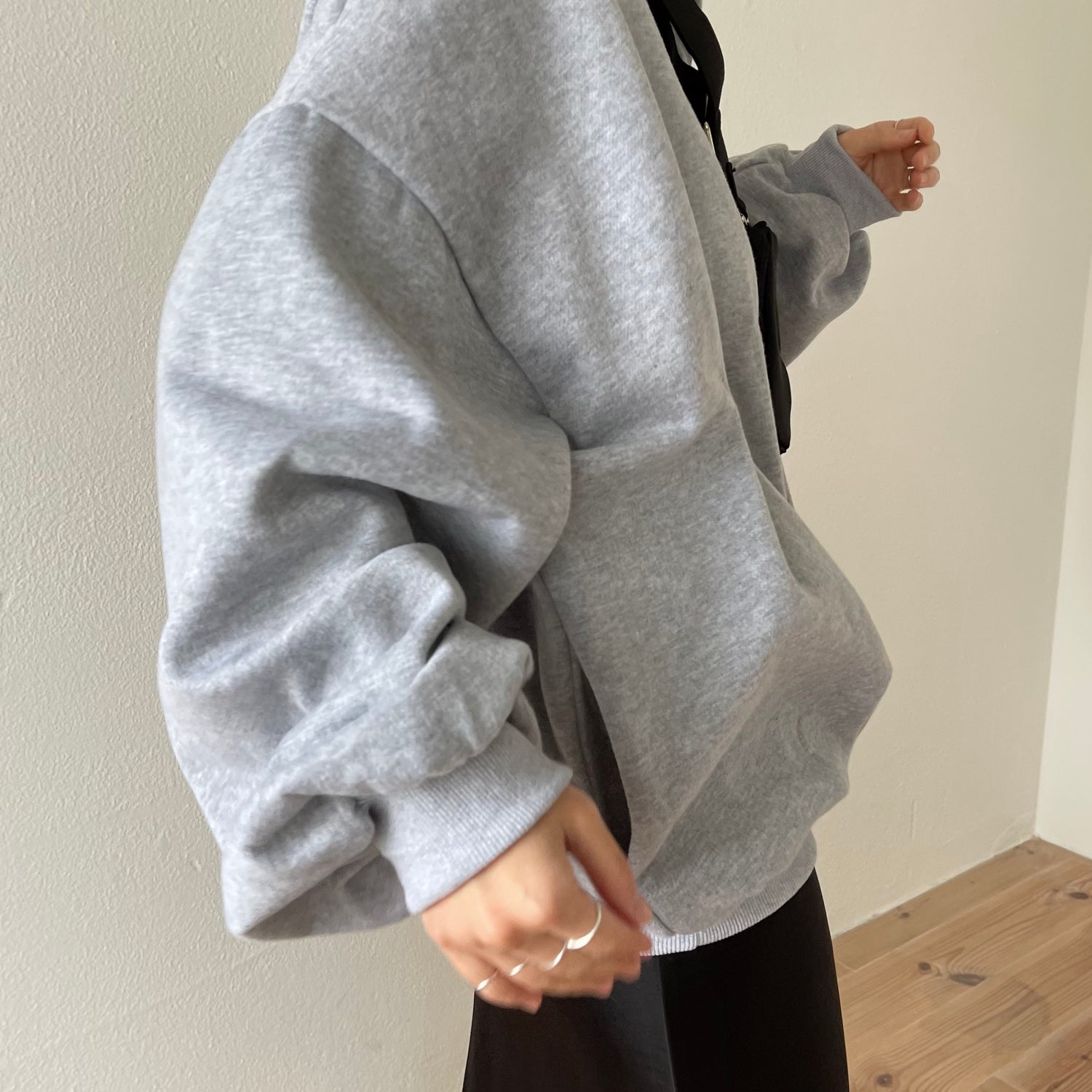 over size volume sleeve sweat / gray